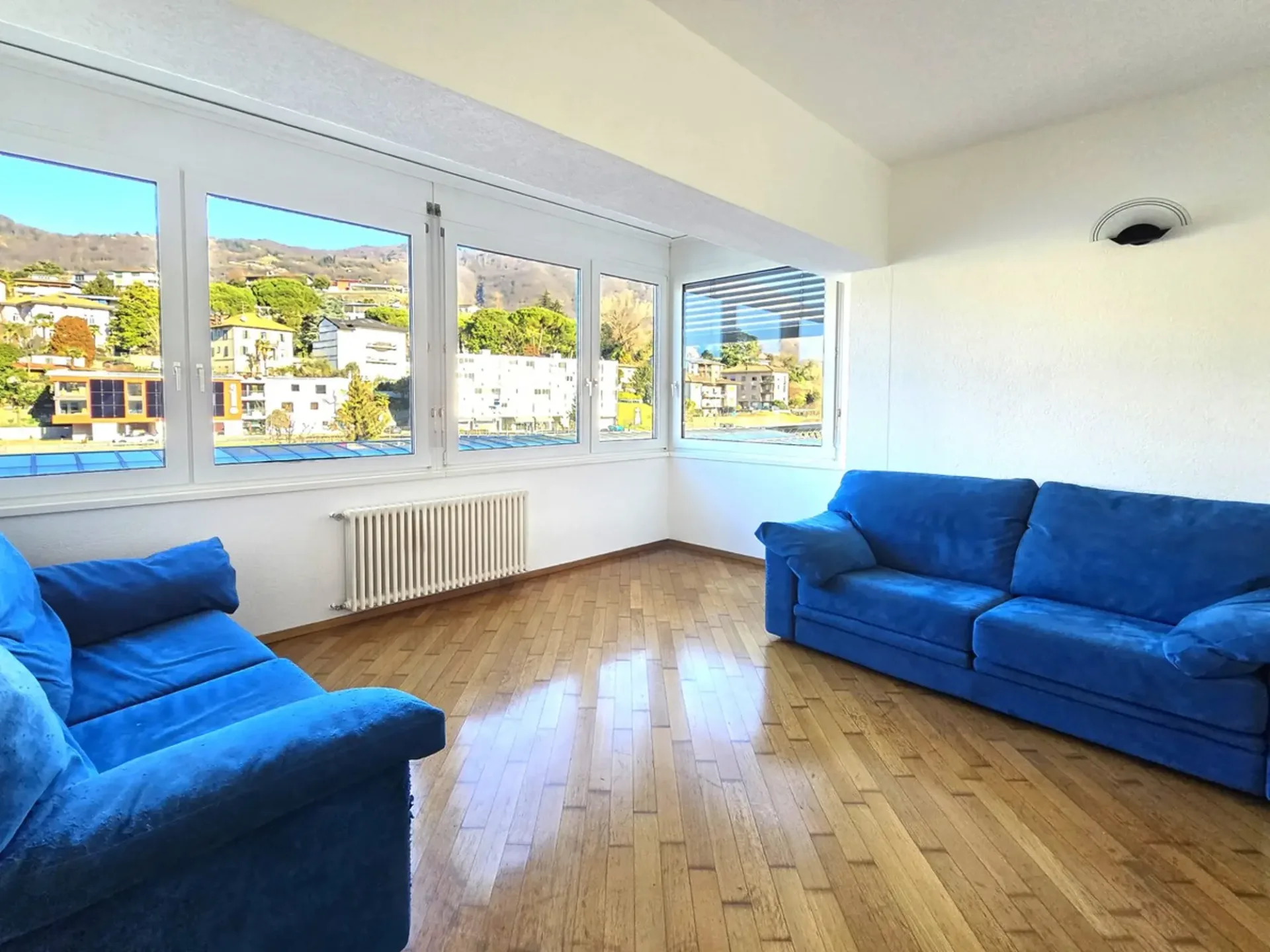 Interessantes helles 3,5-Zimmer-Wohnung mit renovierter Terrasse