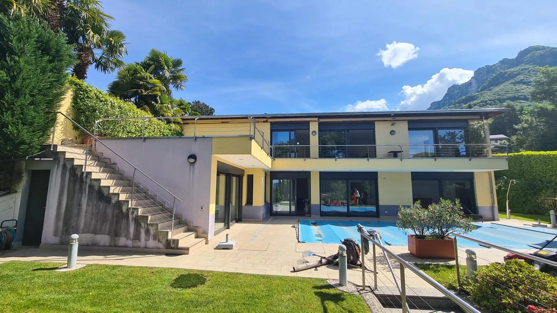 Villa Luganese: Eine Oase seltener Eleganz und absoluter Privatsphäre, nur wenige Minuten von Lugano entfernt
