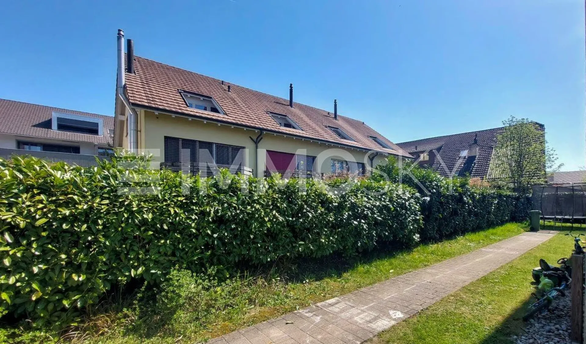 Mittendrin und doch für sich