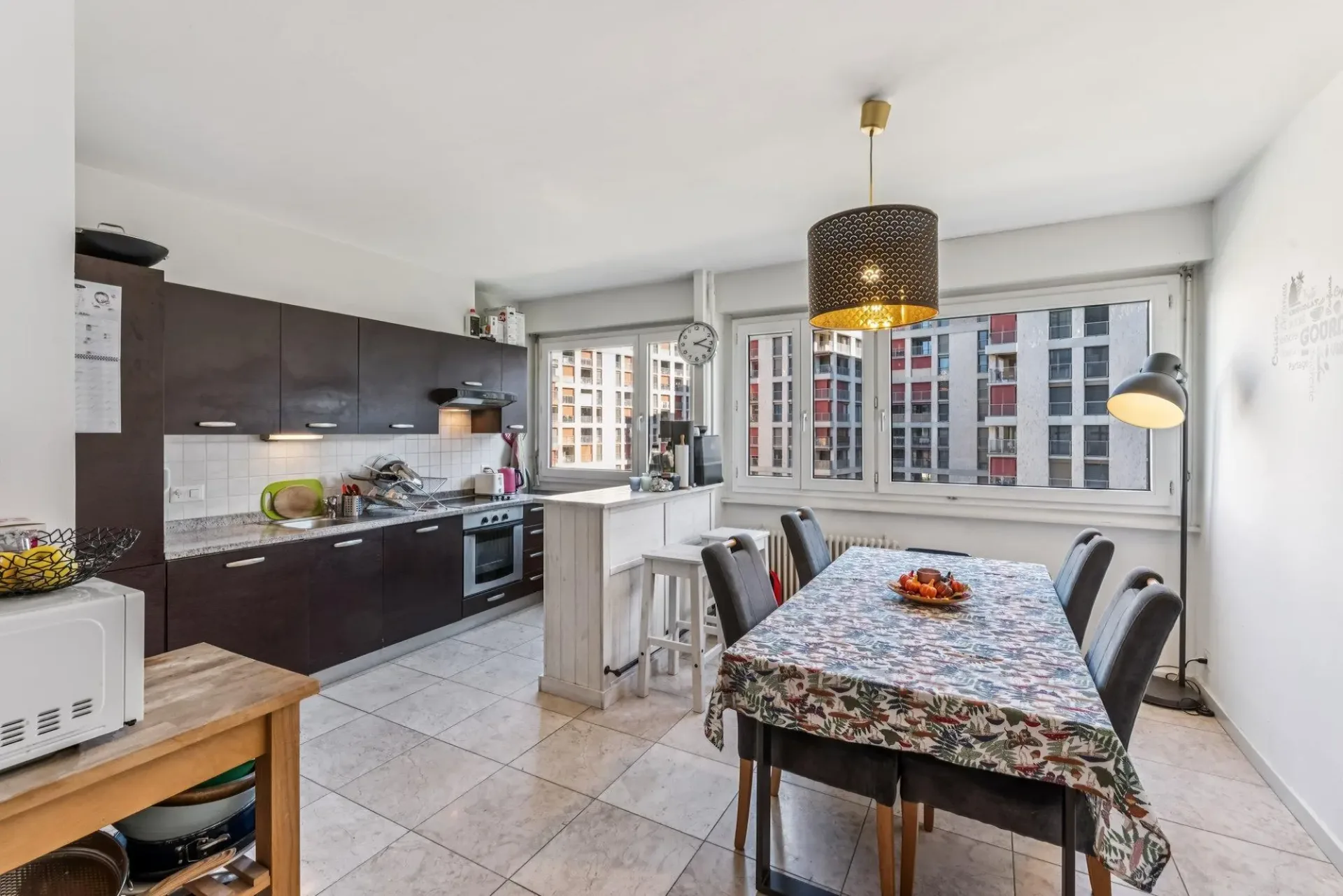 EN EXCLUSIVITE - Spacieux appartement de 4 pièces avec balcon