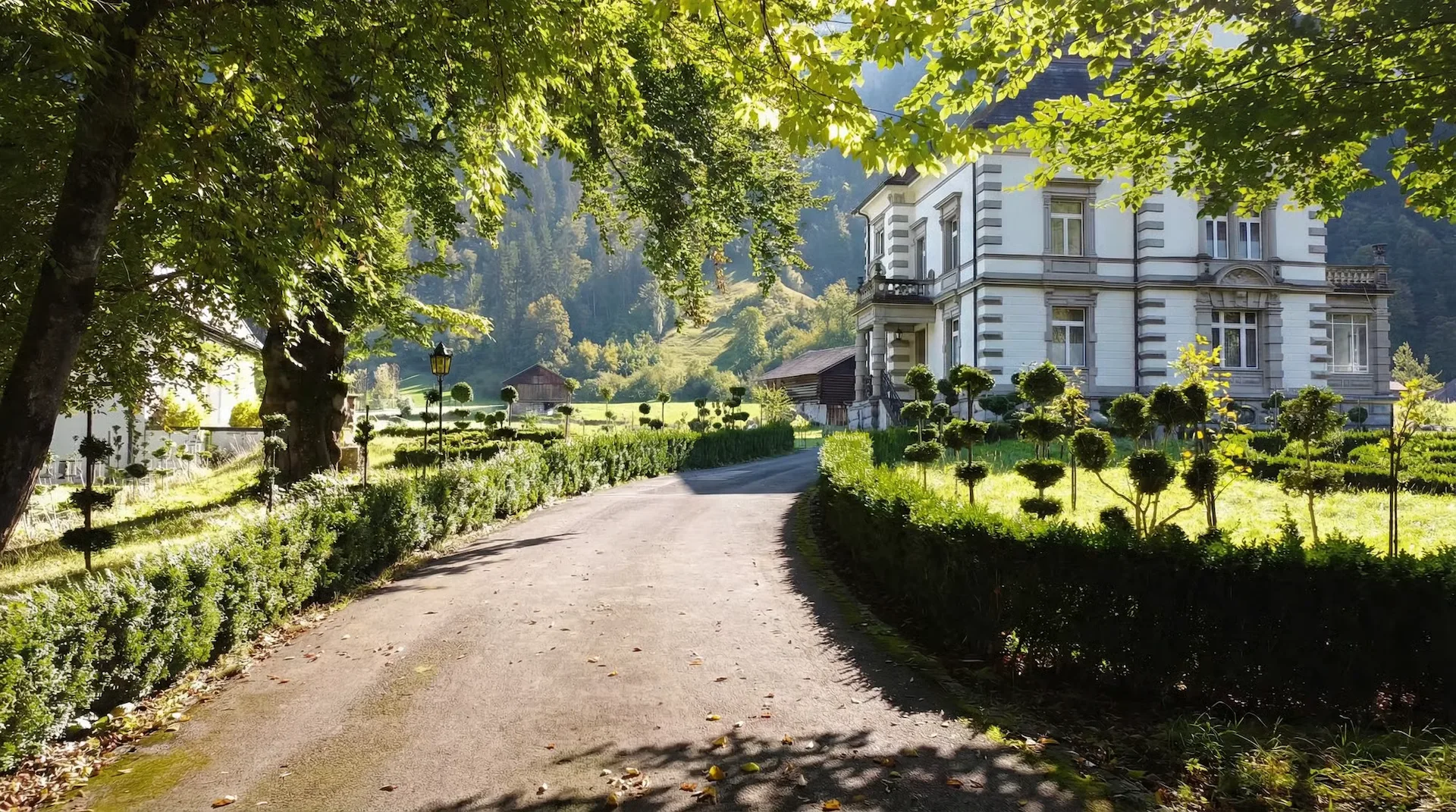 Villa Breitenstein - einmalige Grandezza mit englischem Gartenpark