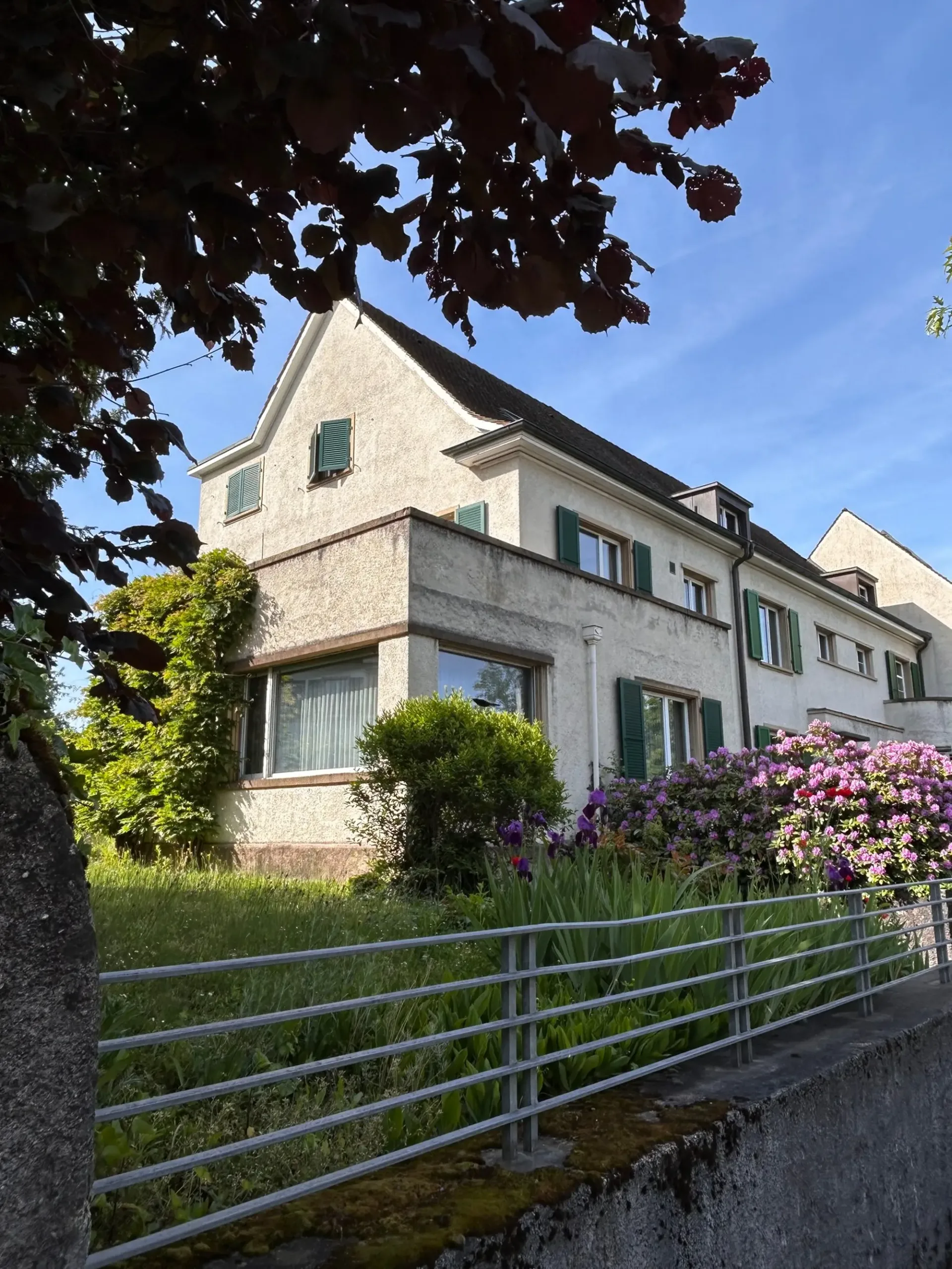 6.5-Zimmer-EFH in der Nähe Haltestelle Burgstrasse in Riehen