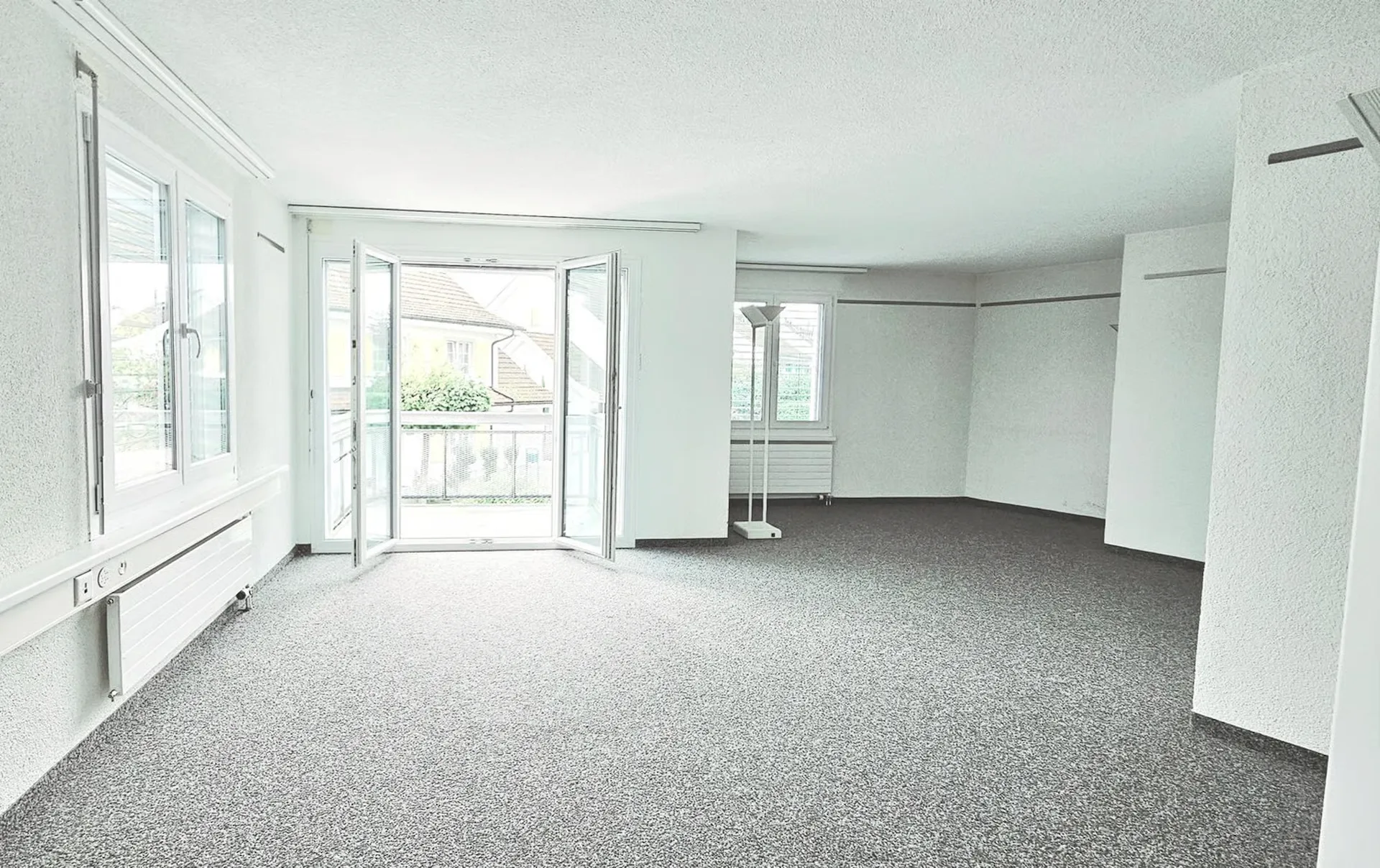 heller Büro- / Praxisraum