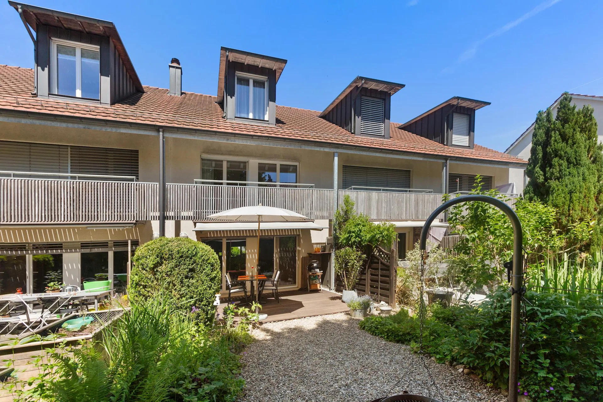 Familienzuhause mit sonnigem Garten