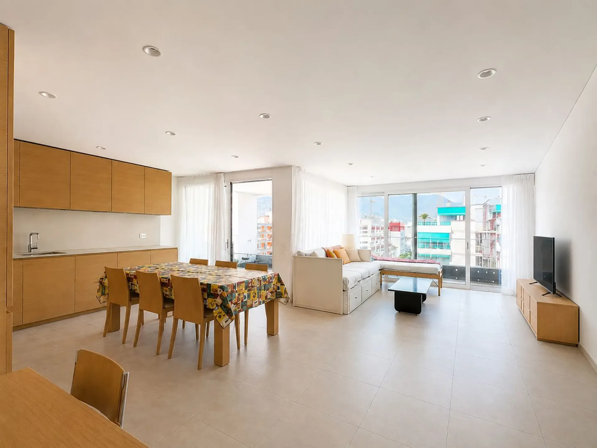 Helle 3.5-Zimmer-Wohnung nur wenige Schritte vom See entfernt