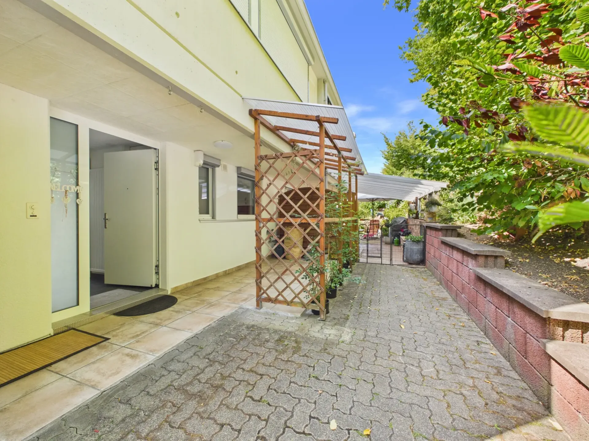 Attika- Maisonette- Terrasse mit Lift am Wald!