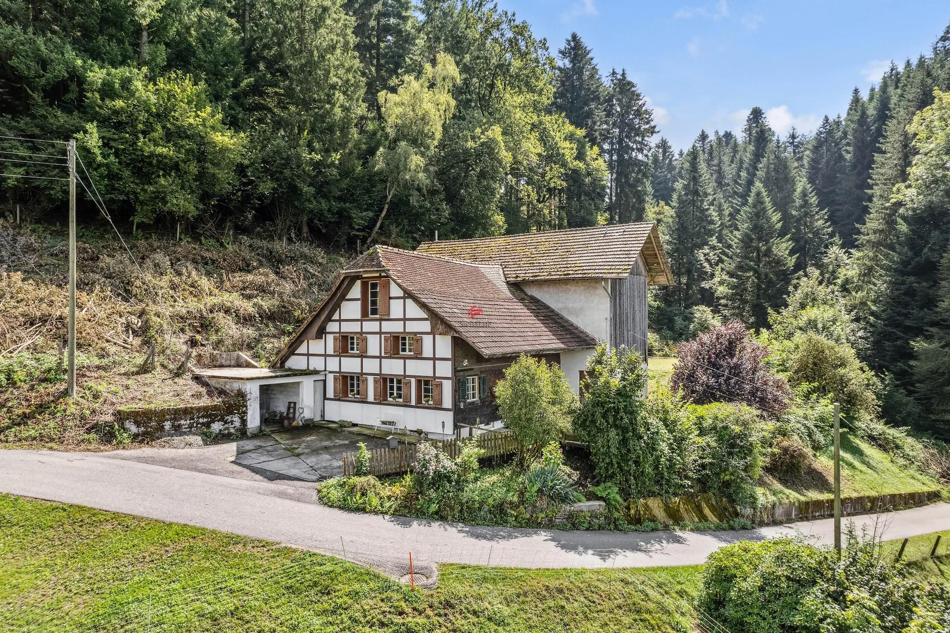 Bauernhaus mit Scheune als Wohlfühloase in der idyllischen Natur