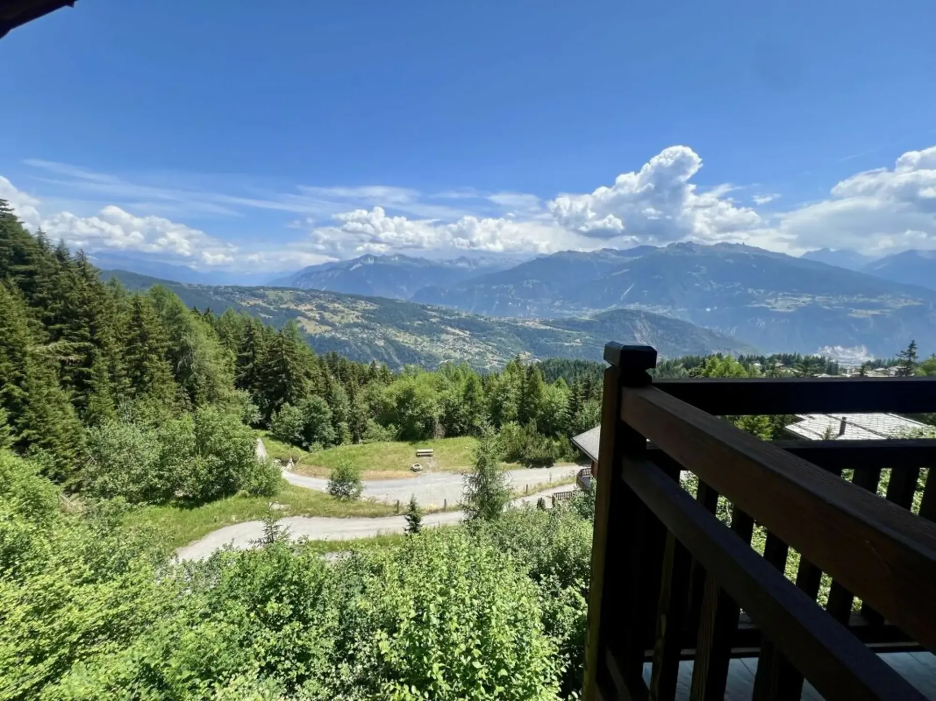 Schönes Chalet in der Natur
