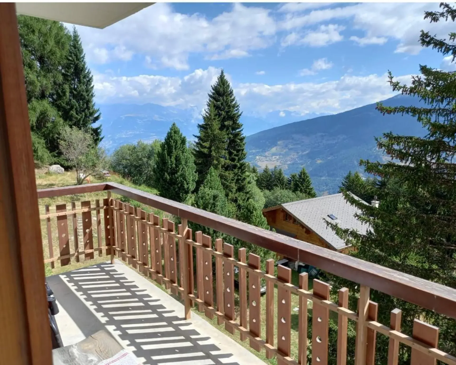 Wohnung mit 3.5 Zimmern und Panoramablick auf die Berge in Les Collons