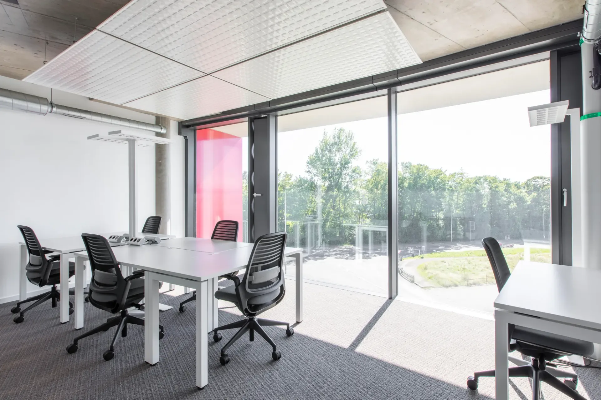 Büro für 15 Personen bei Regus Morges