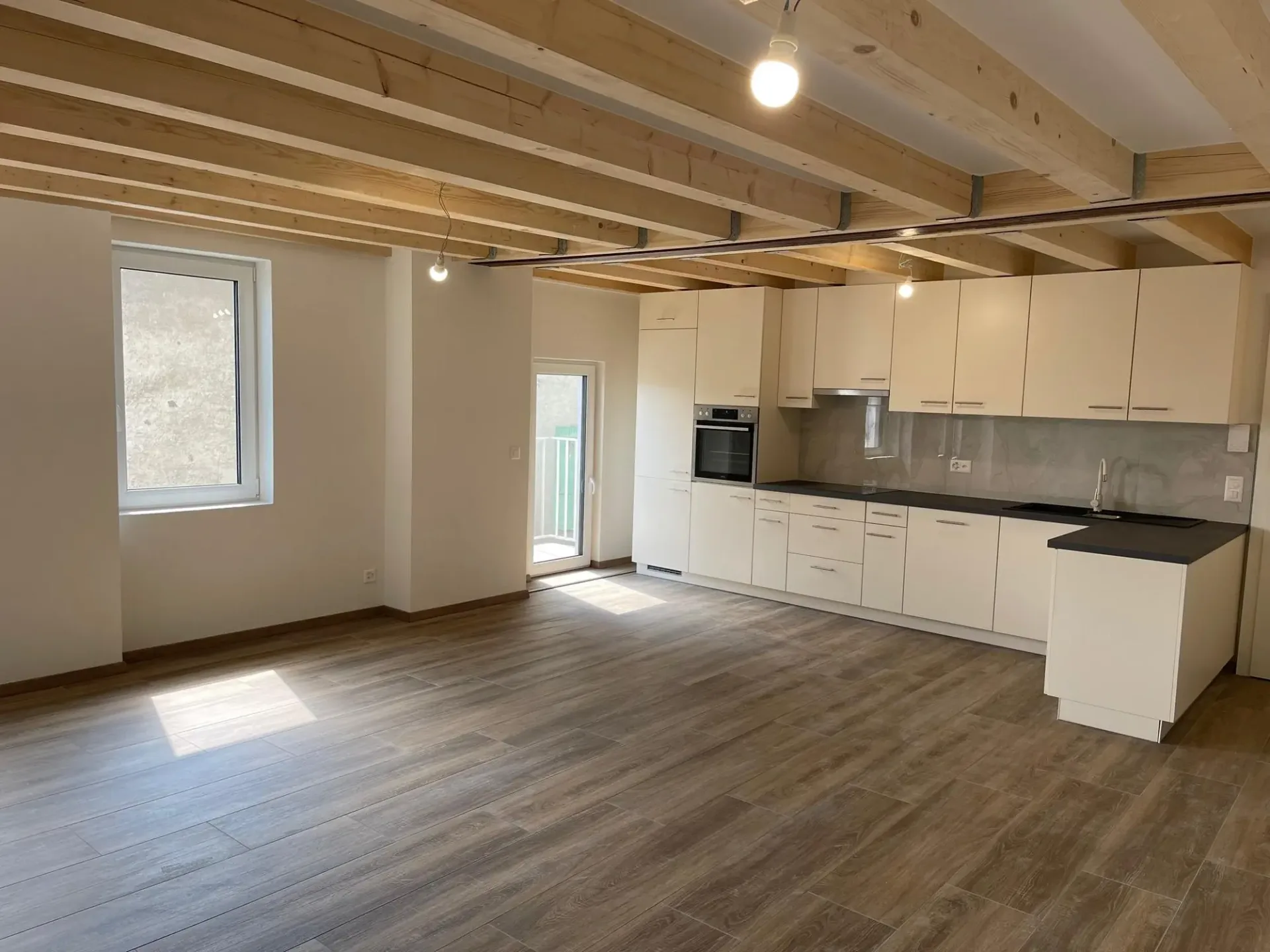 Schönes 4½-Zimmer-Wohnung im 1. Stock