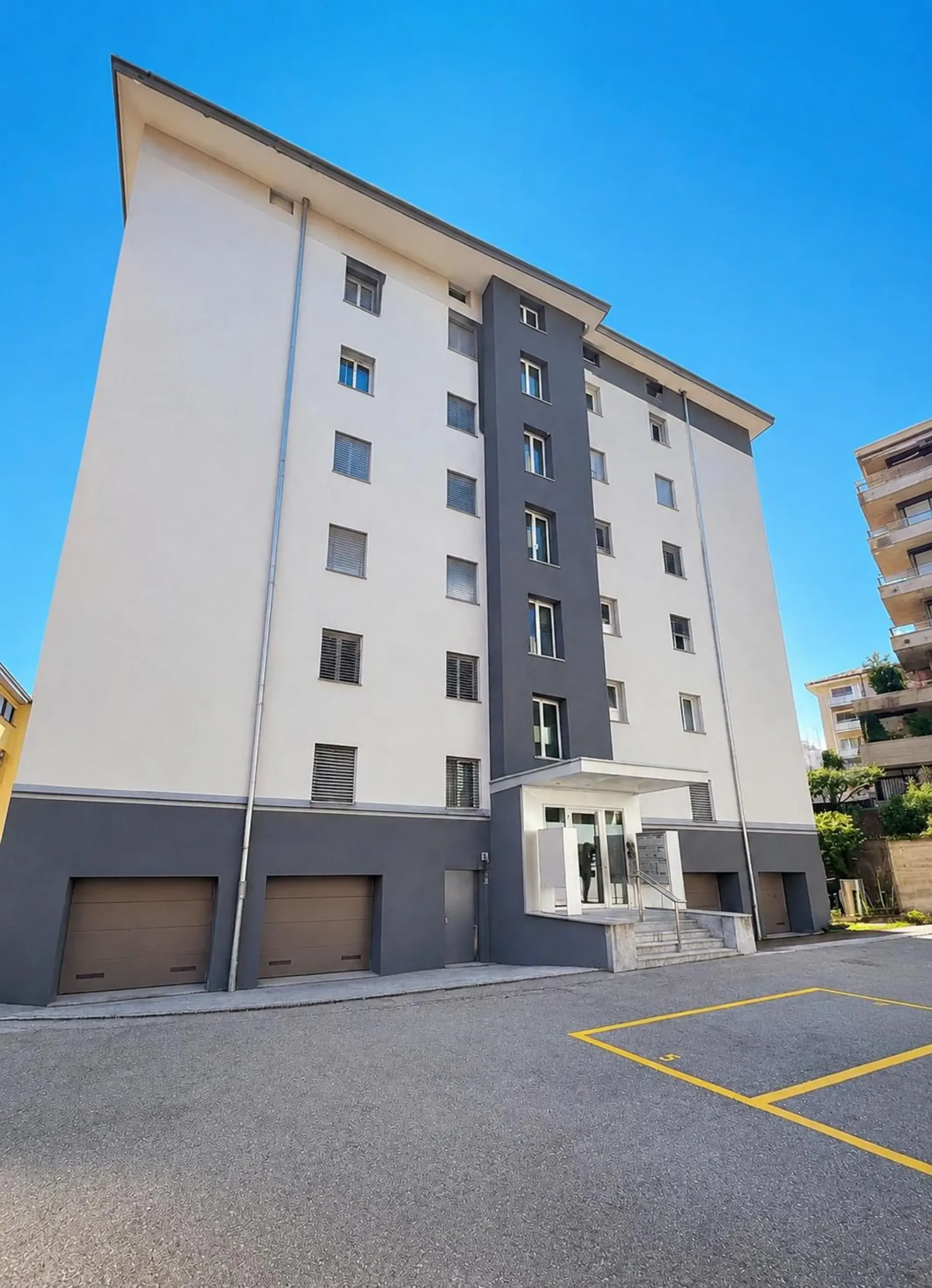 Appartement confortable de 1,5 pièces avec balcon à Massagno