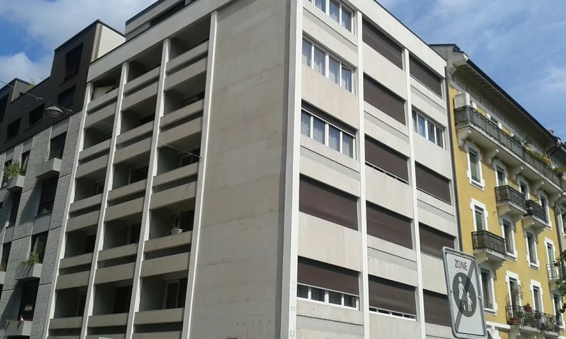 Not to be missed! Charming furnished studio in the heart of Geneva!