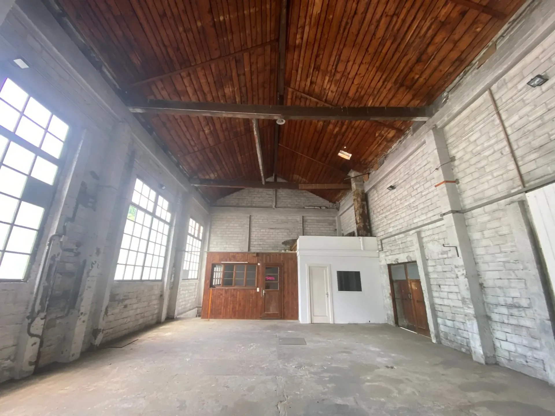 Atelier / Magazzino a Penthalaz
