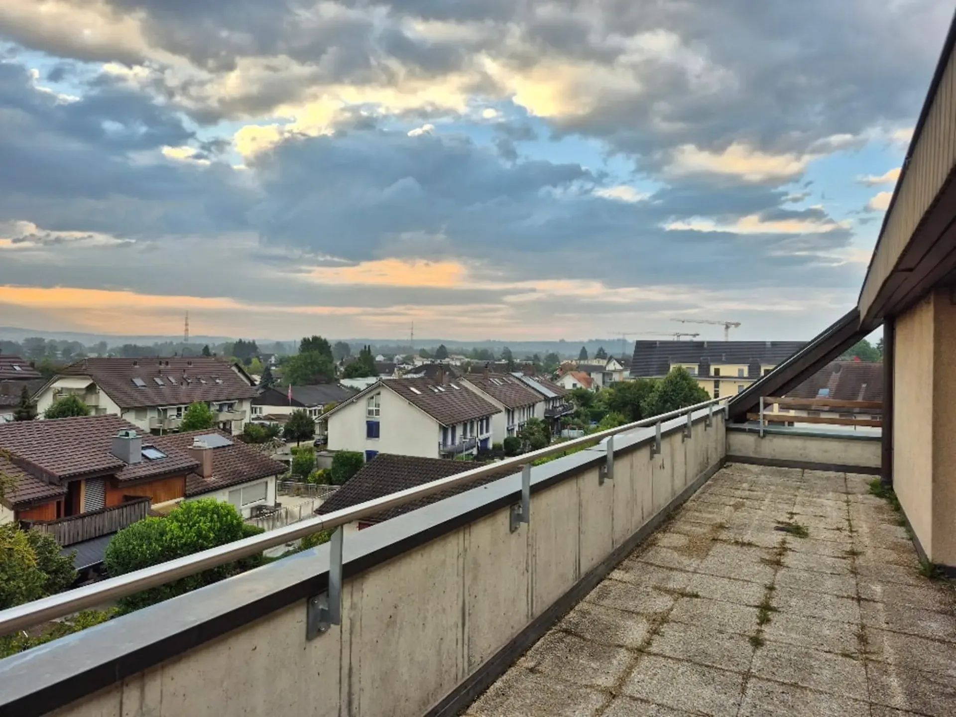 Appartement 5.5 pièces avec une terrasse spacieuse de 70 m² et une belle vue