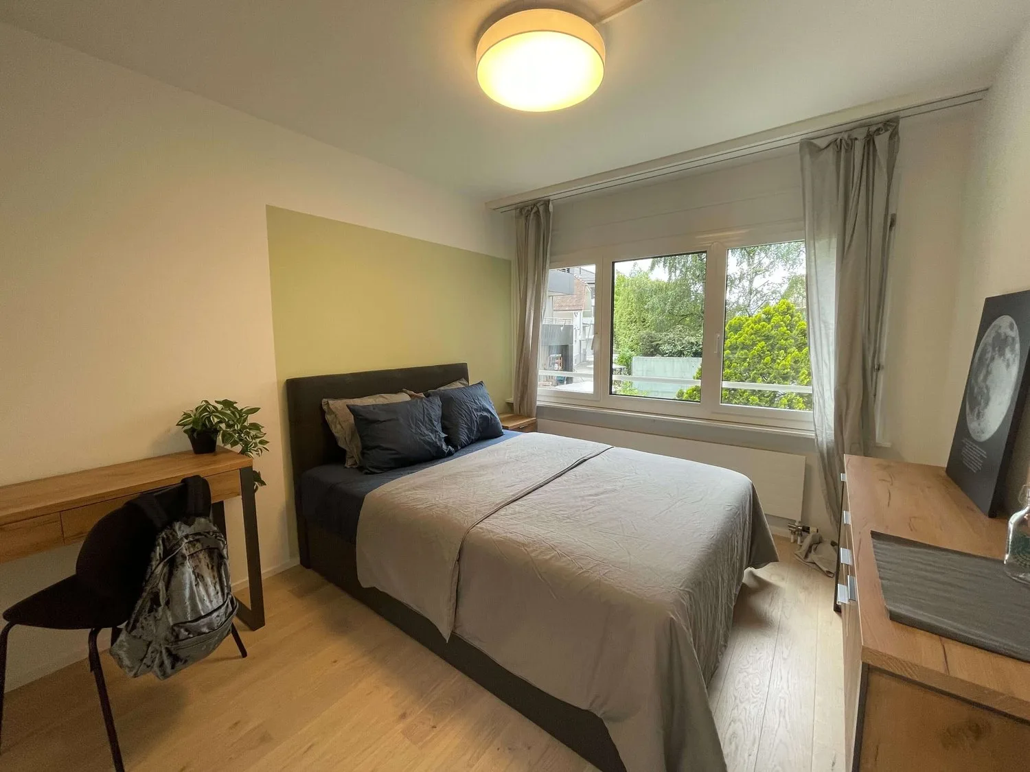 Bright & Modern Single Room in a Flat Share – Prilly