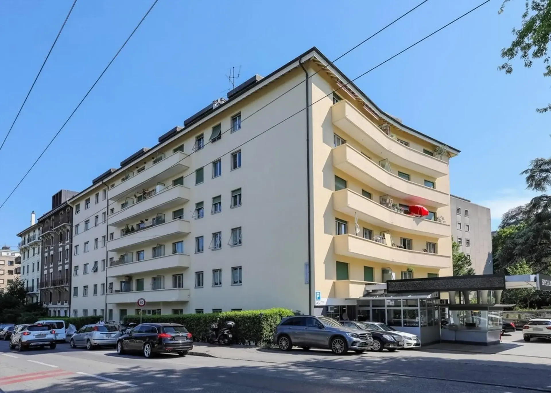 Appartement kürzlich renoviert und ideal gelegen