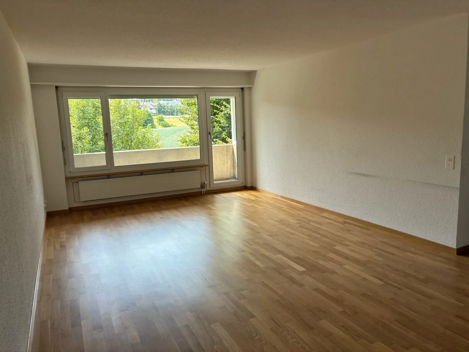 Gemütliche 3.5-Zimmer-Wohnung mit Balkon in Moosseedorf