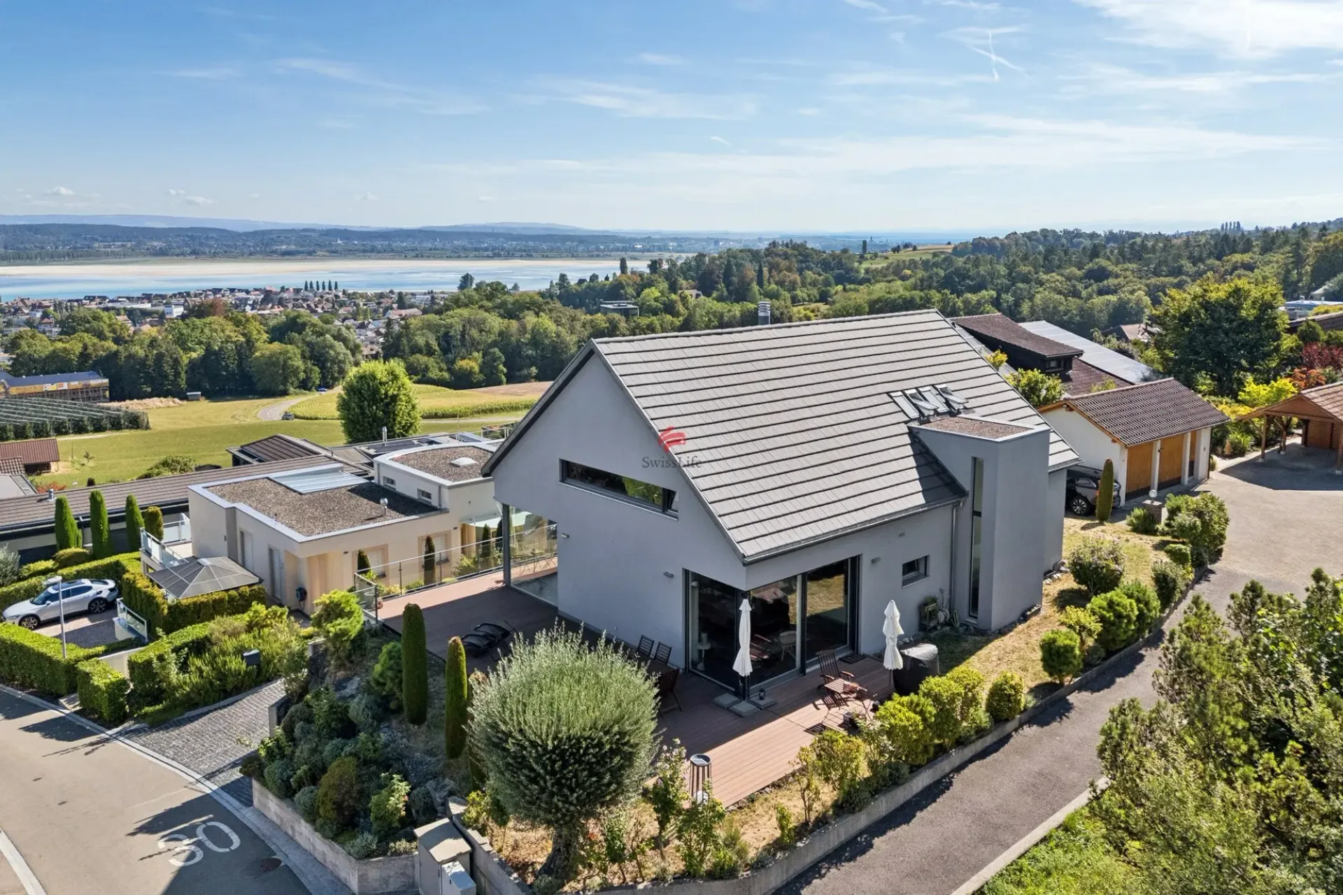 Maison lumineuse avec vue sur le lac inobstructable