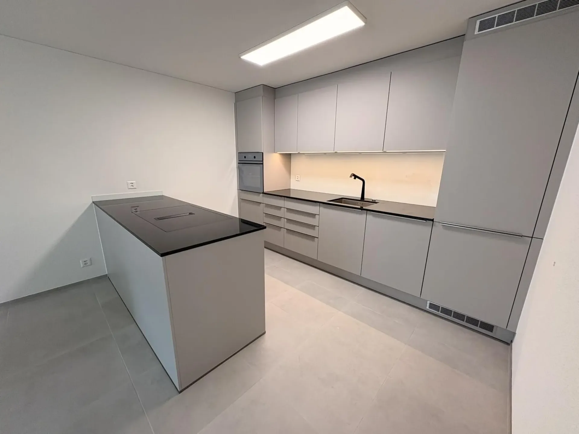 Erstvermietung 2026  Moderne 4.5-Zimmerwohnung mit hochwertigem Ausbaustandard