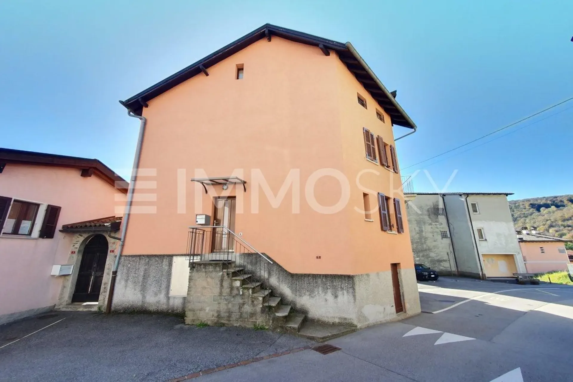 Interessantes Immobilienangebot auf mehreren Ebenen