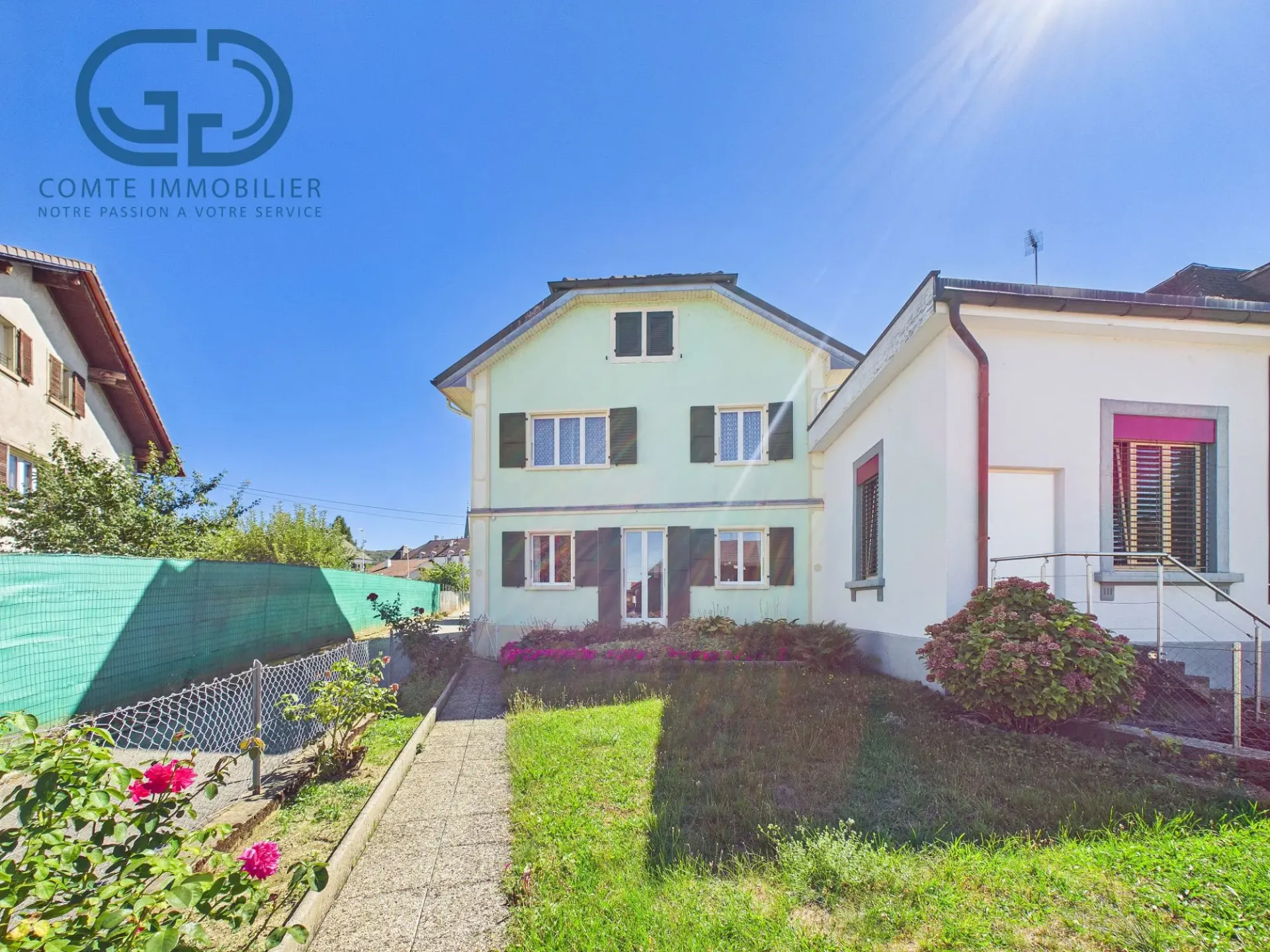 Casa a schiera di 5.5 locali con giardino, garage e grande potenziale