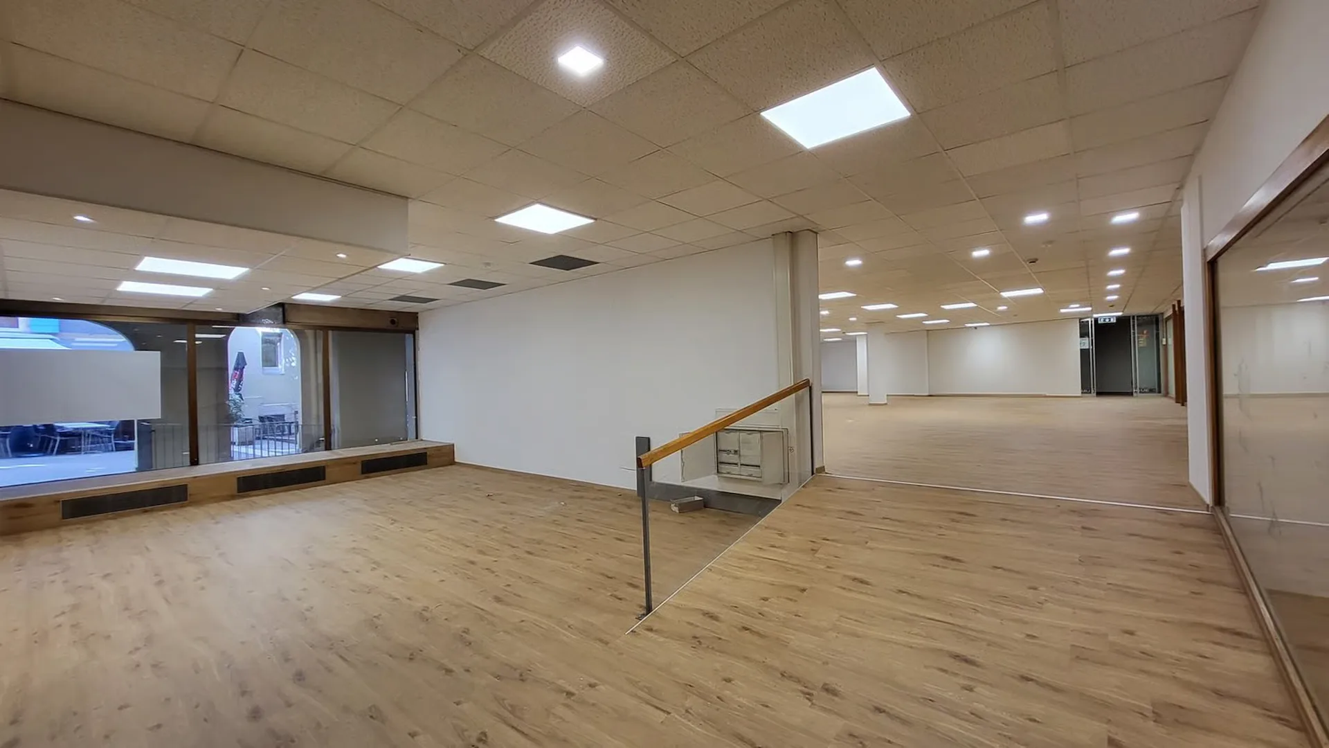Rue des Moulins 51, Neuchâtel - Lokal von 360m2 renoviert im Jahr 2025