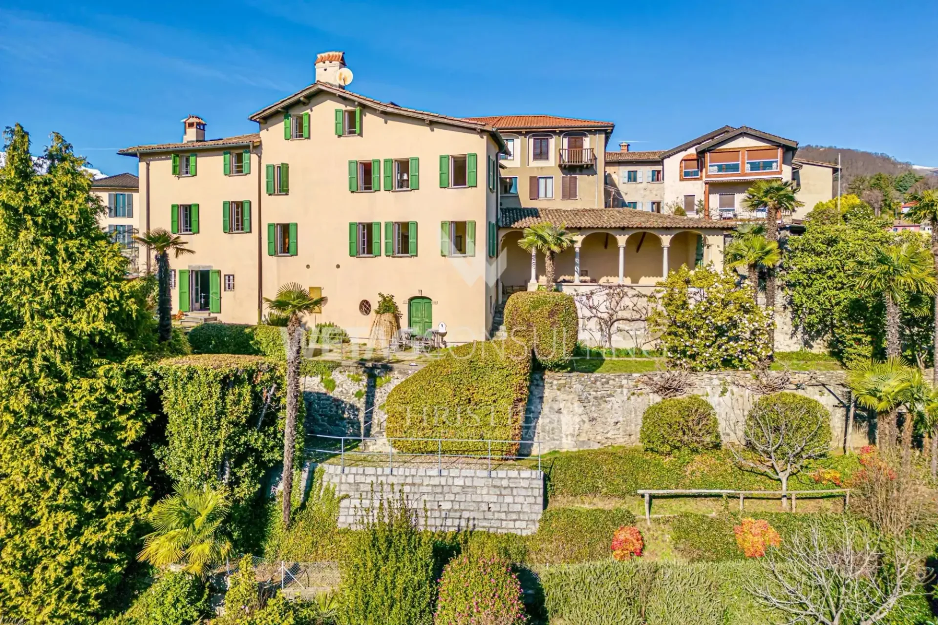 Lugano-Comano: "Casa Cappellanica di San Carlo", ein historisches Haus aus dem 17. Jh. zu mieten
