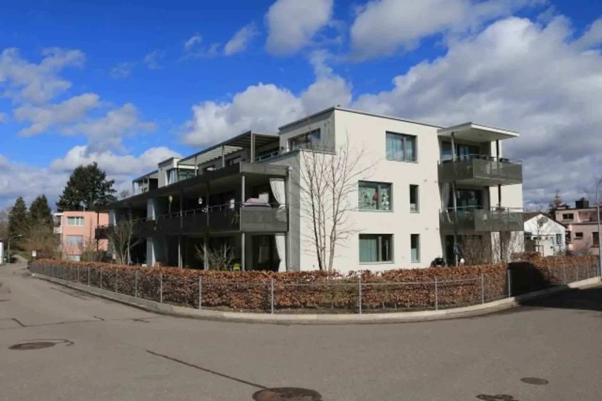 Helle 3.5-Zimmer-Wohnung mit grossem Balkon