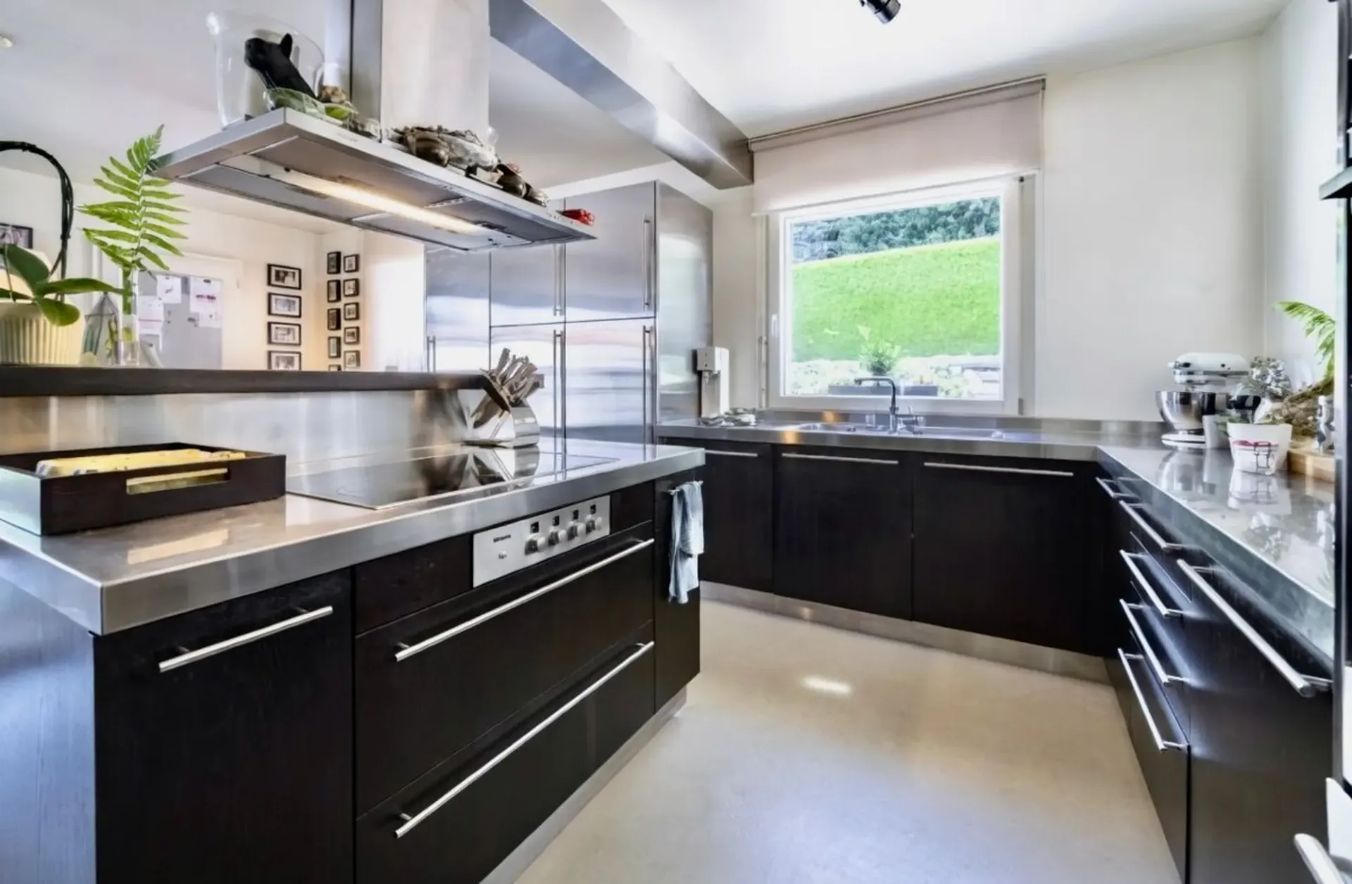 Außergewöhnliche moderne Residenz in der Nähe des Golfplatzes