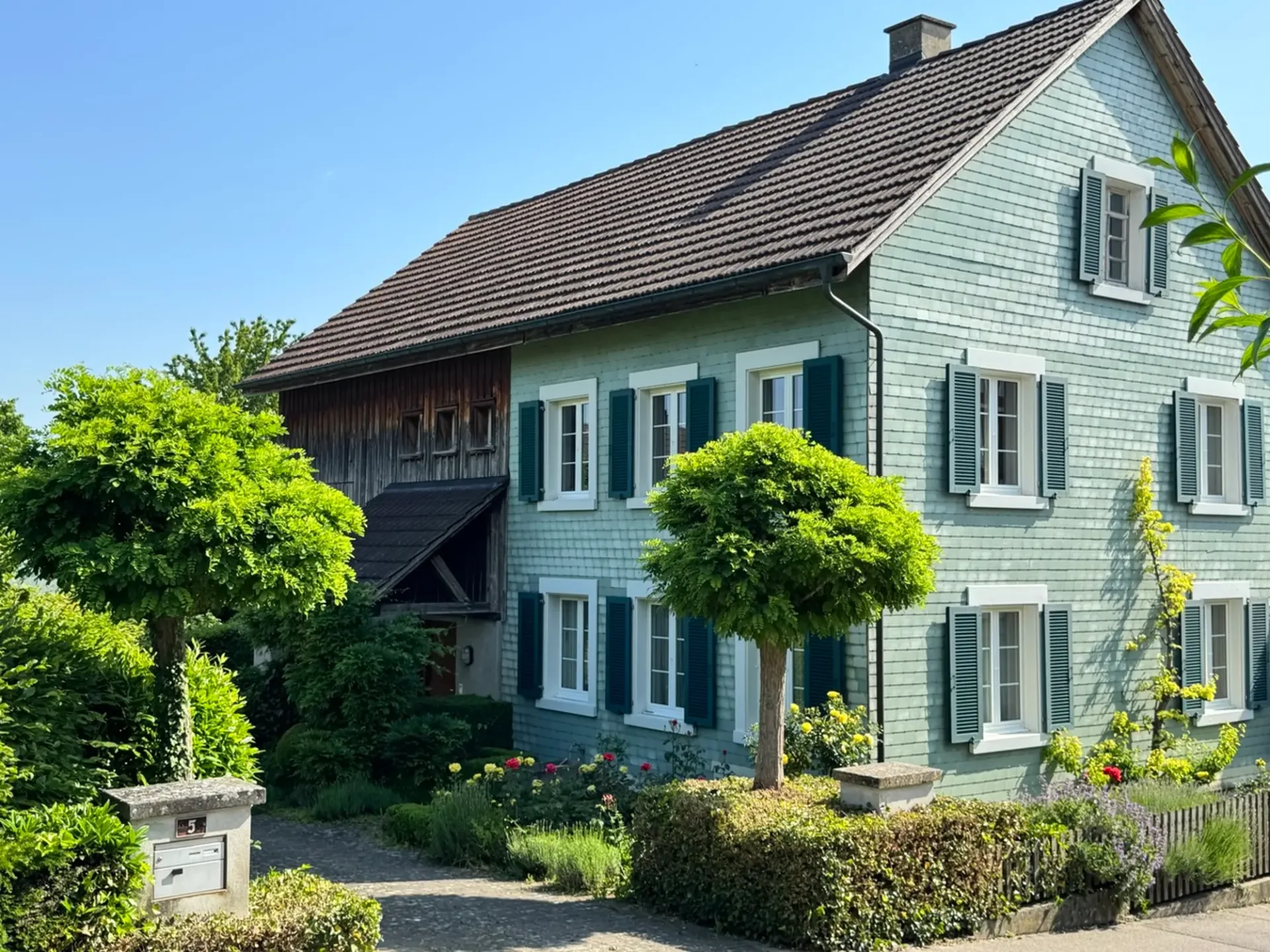 Gepflegtes Riegelhaus mit Traumgarten & Weitsicht - ausbaubar