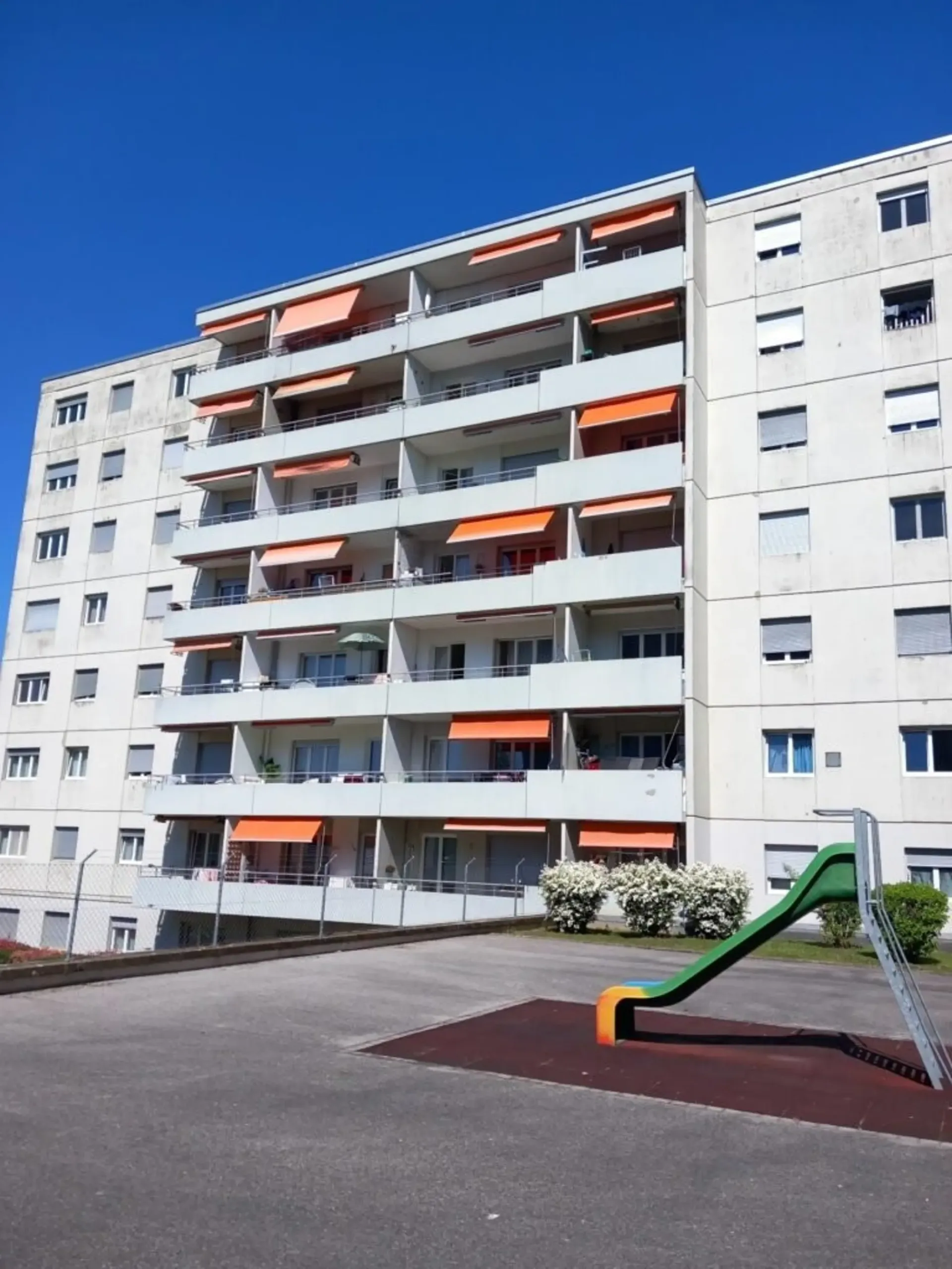 Zweizimmerwohnung im 4. Stock mit Balkon