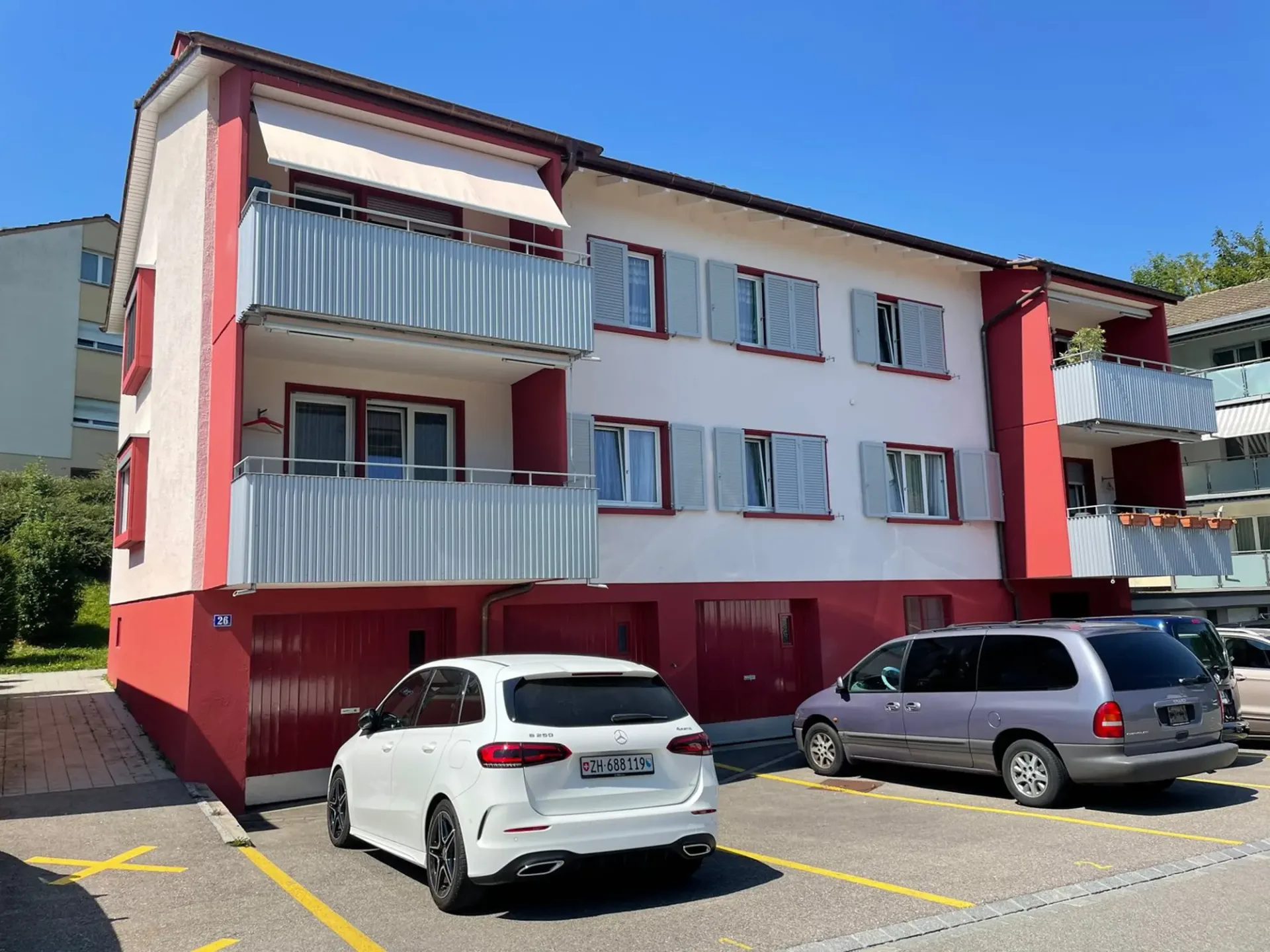 Erstbezug nach Totalsanierung - Charmante 4.5-Zimmer-Wohnung mit Balkon