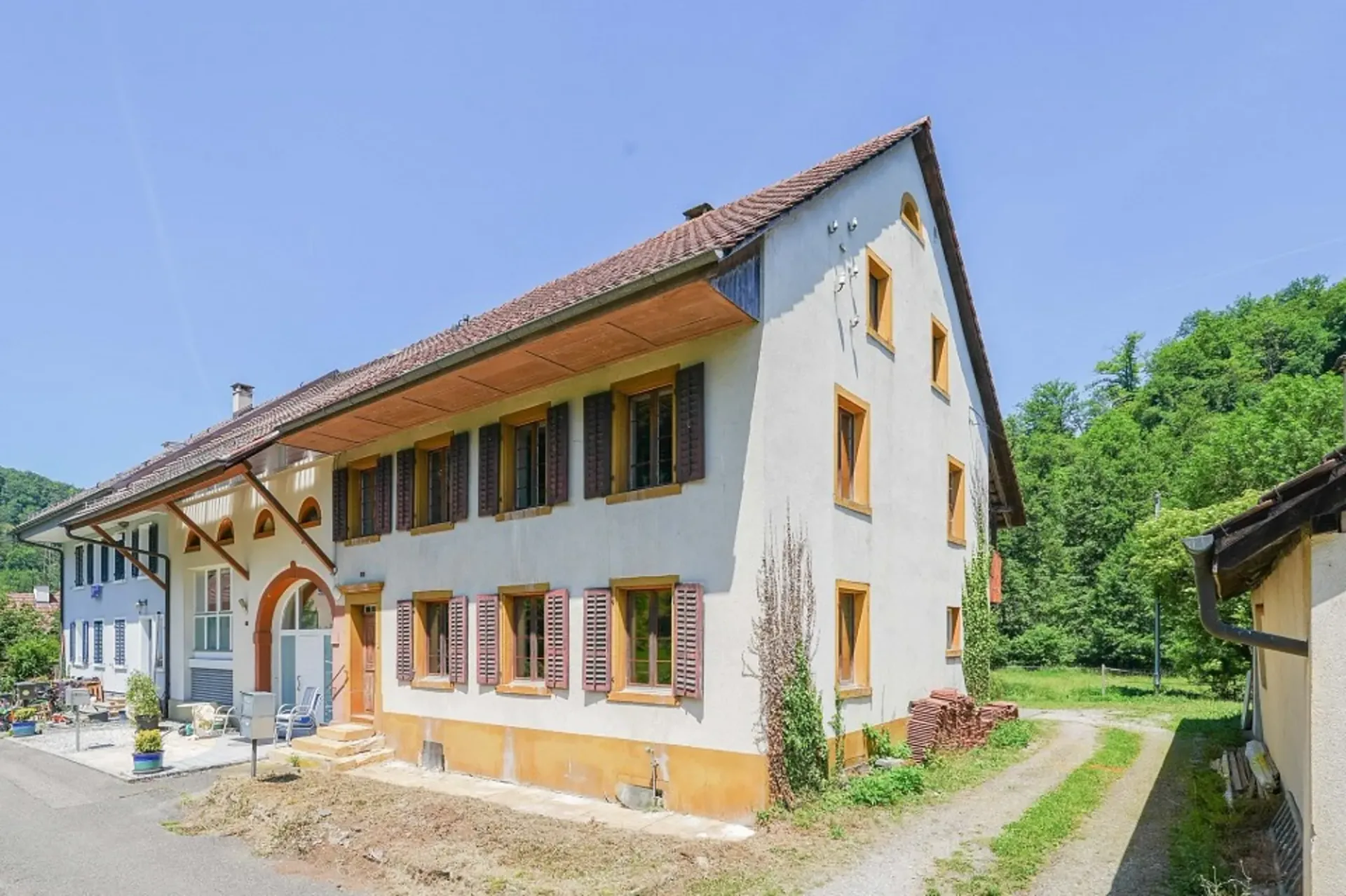 Für Macher und Individualisten:  Umbauobjekt mit ca. 1900 m² Land