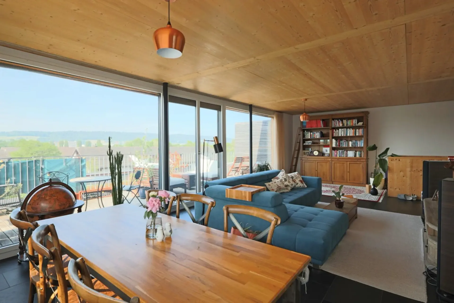Modern 4.5-room attic maisonette in ecological flagship settlement with large terrace