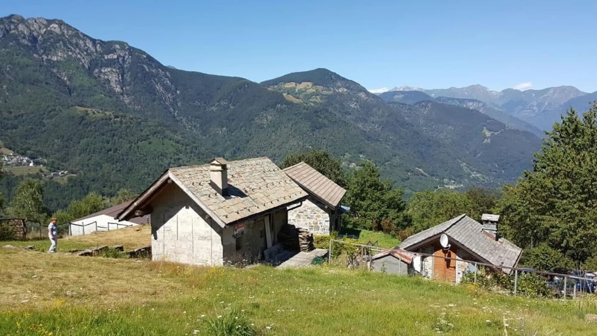 Rustisches Haus mit Panoramablick in den Centovalli