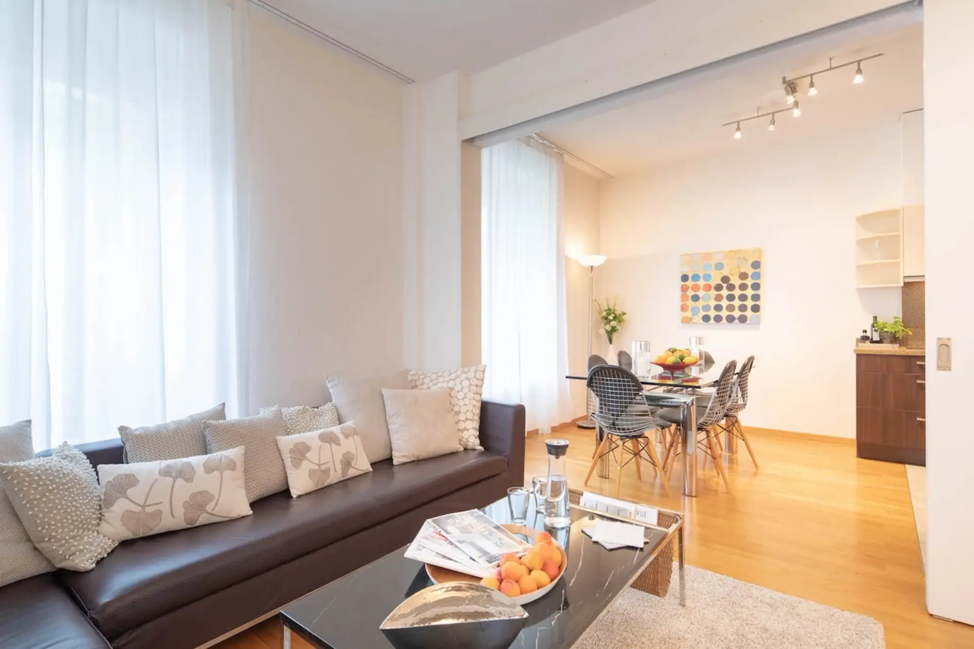 Zweizimmerwohnung mit Balkon in Zürich Wiedikon, möbliert und charmant