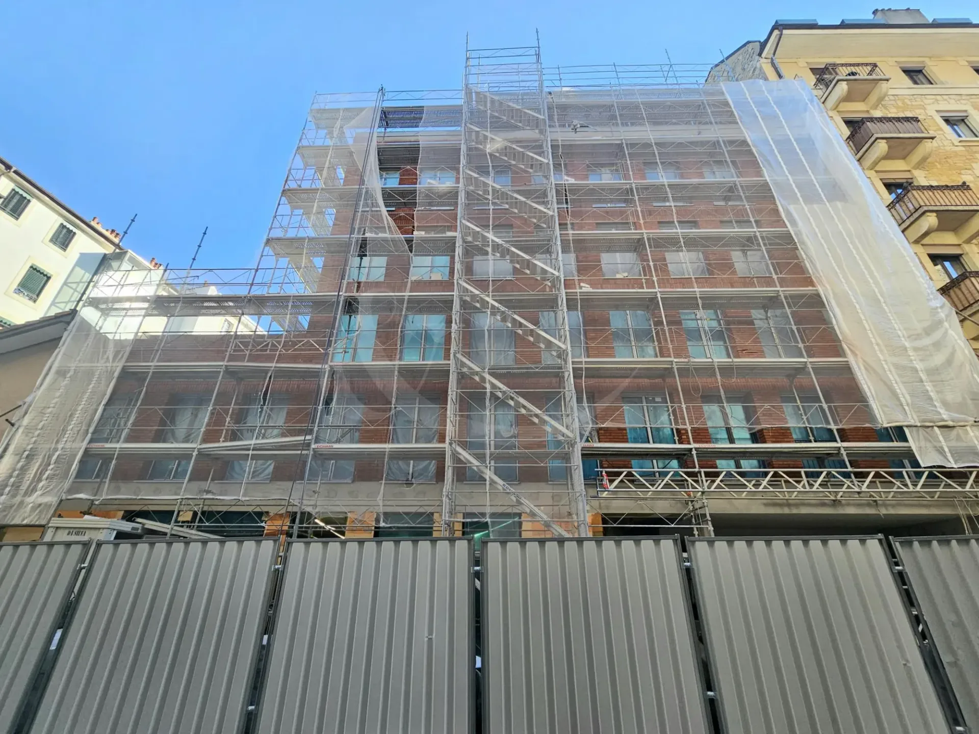 Wohnung mit 4 Zimmern und außergewöhnlichen Terrassen / Fertigstellung Sommer 2026