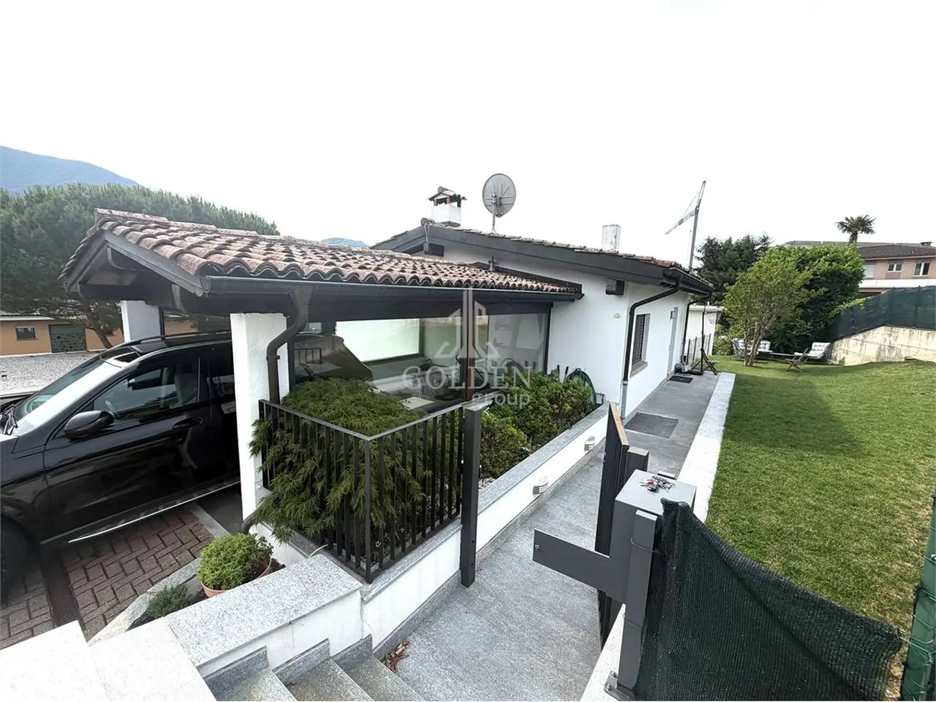 Porza, prächtiges Haus mit 5.5 Zimmern, Panoramaterrasse und Einheit