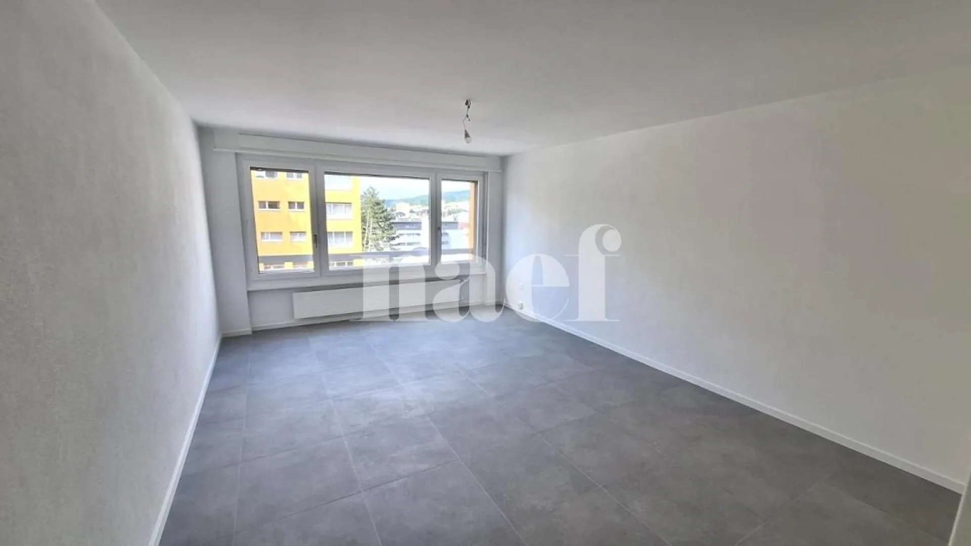 Renovierte - Schönes helles 3.5-Zimmer-Apartment