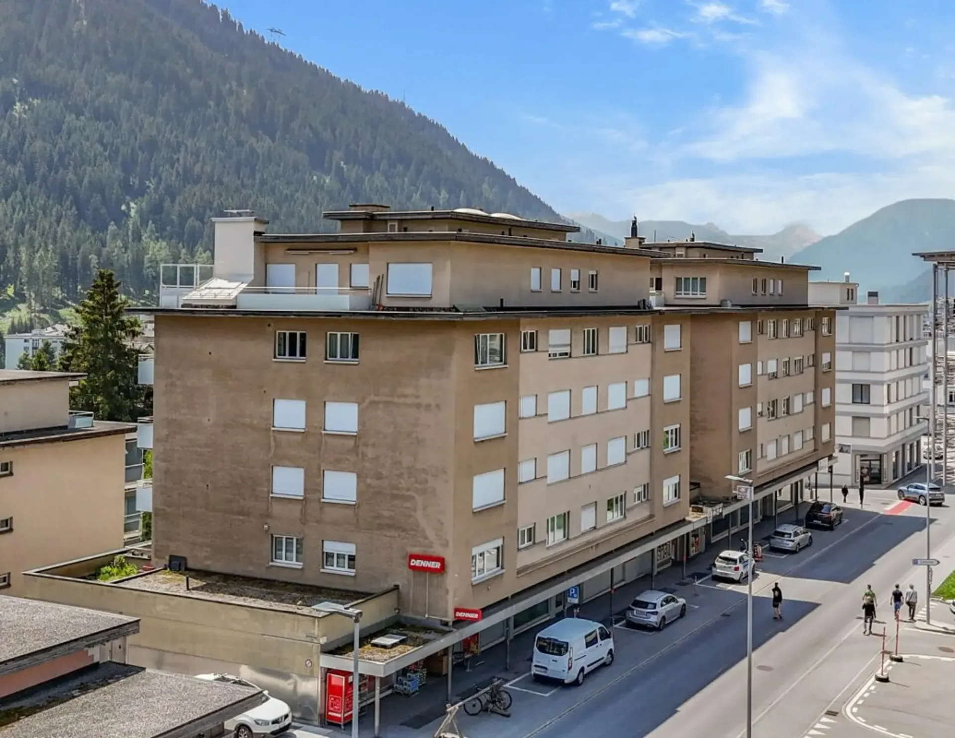 Grosszügiges Ladenlokal im Herzen von Davos