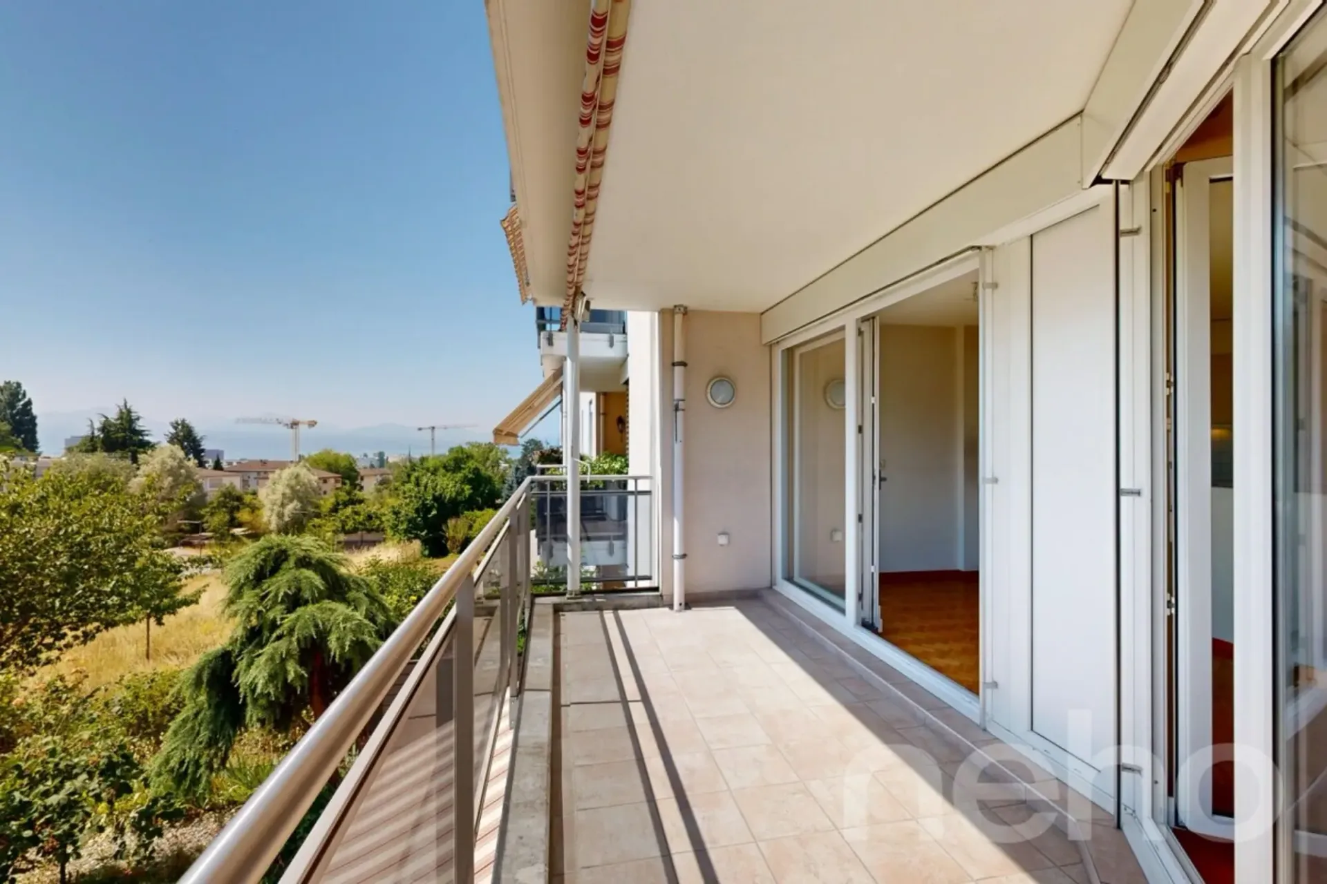 Spacious 4.5-room apartment in Prilly