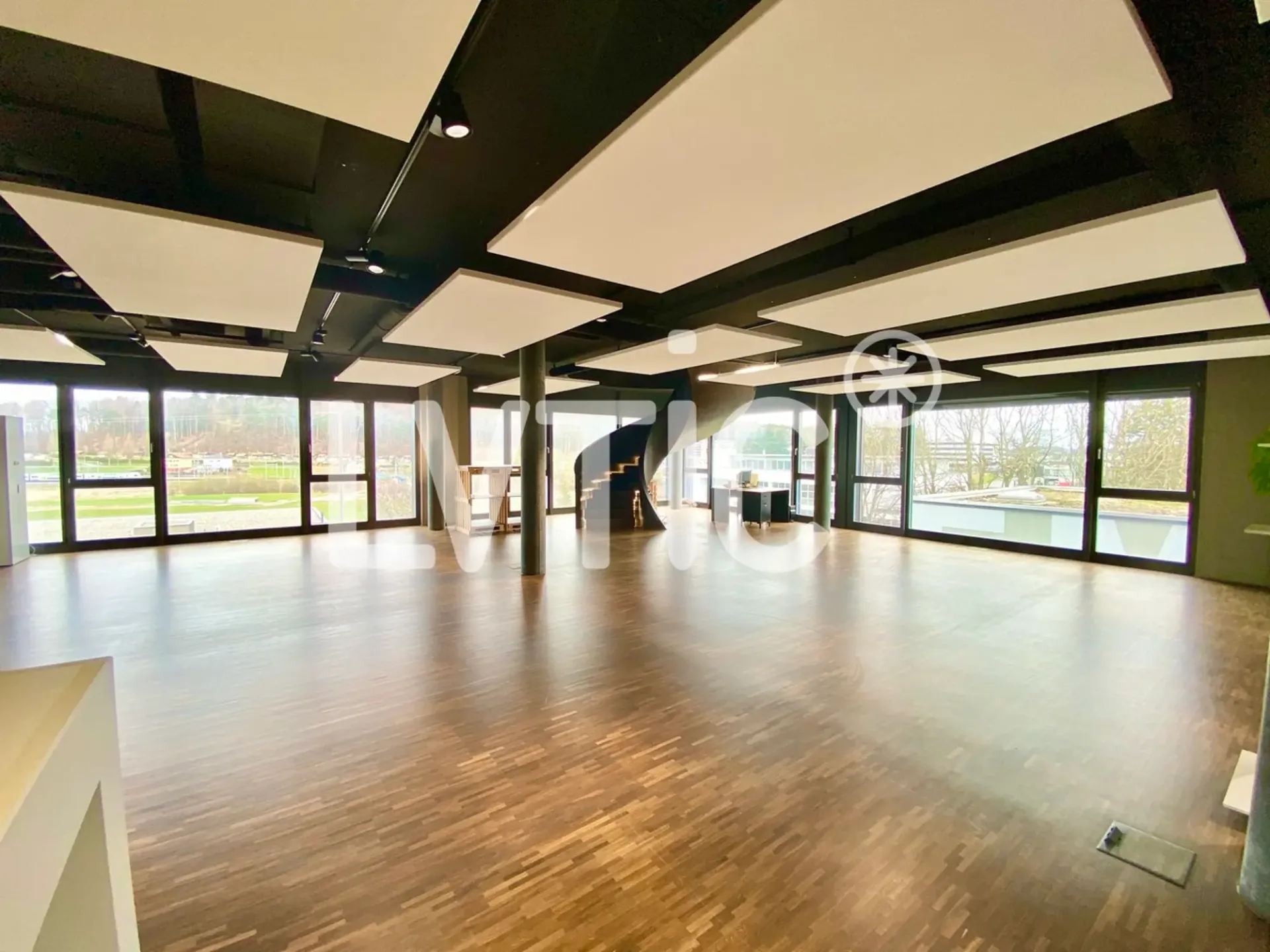 Bureaux, dépôt de 1'450 m2 à vendre à Givisiez - Fribourg
