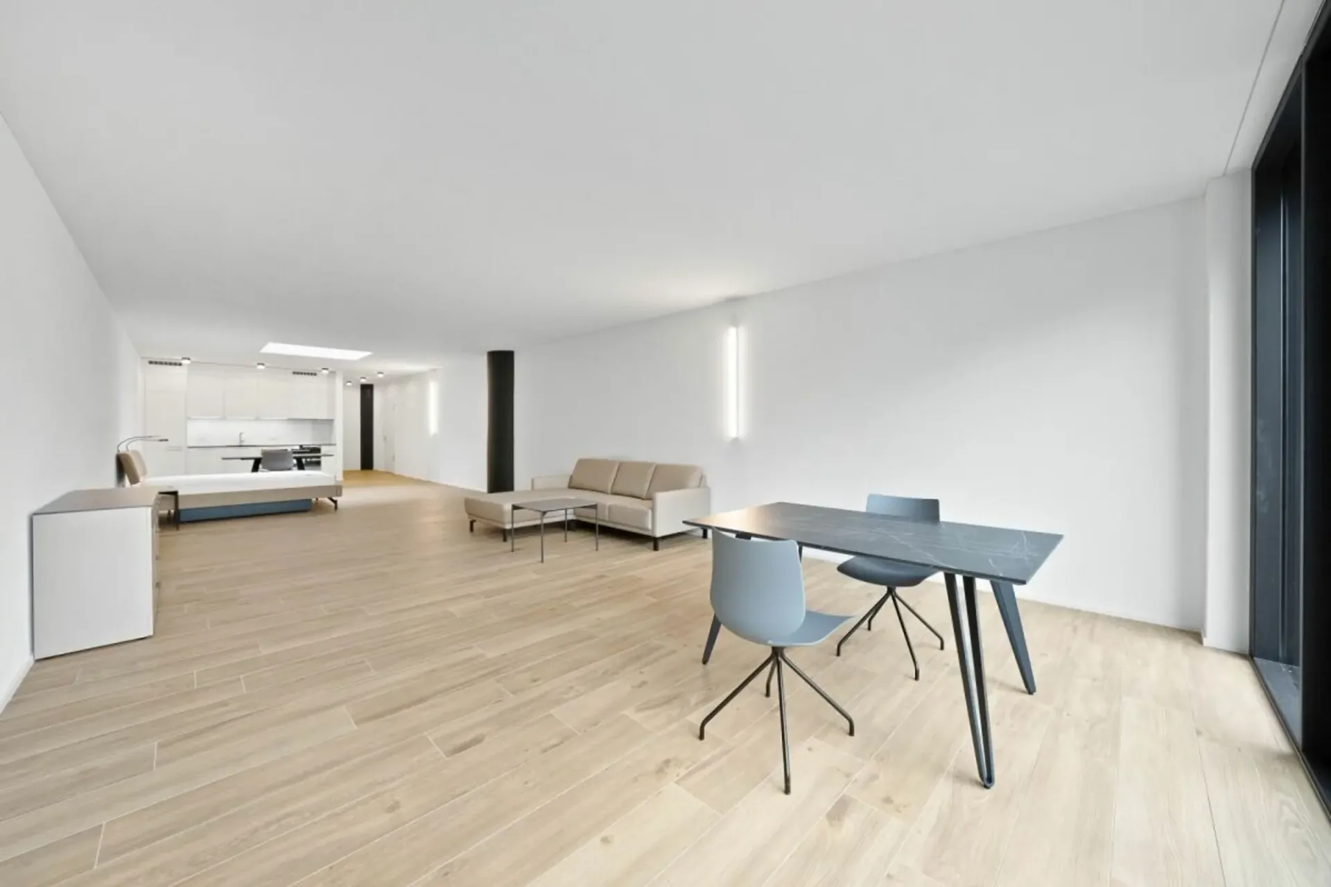 Loft-Atelier möbliert mit 87 m² im 1. Obergeschoss