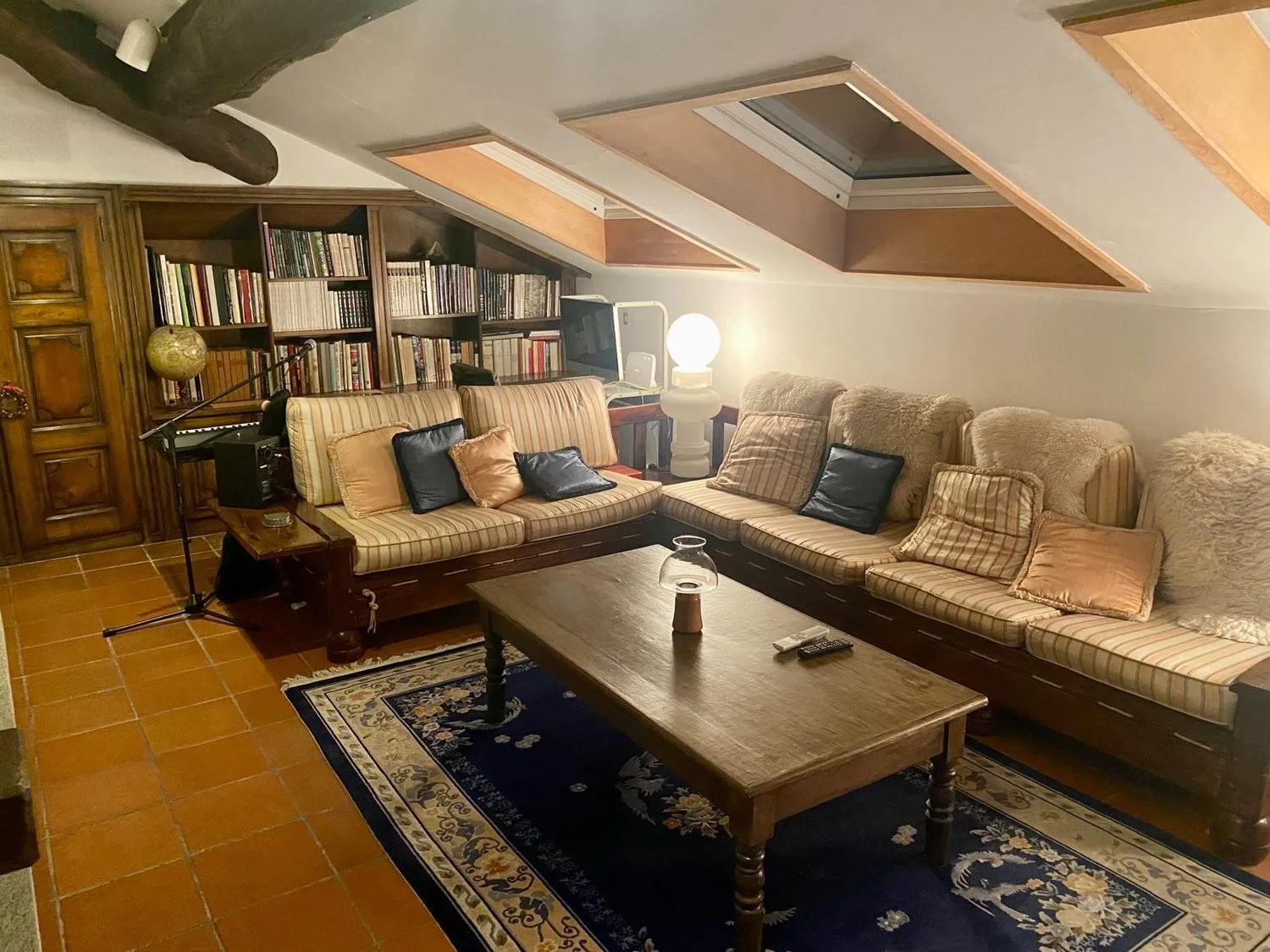 Elegante attico di 3.5 locali con terrazza a Mendrisio