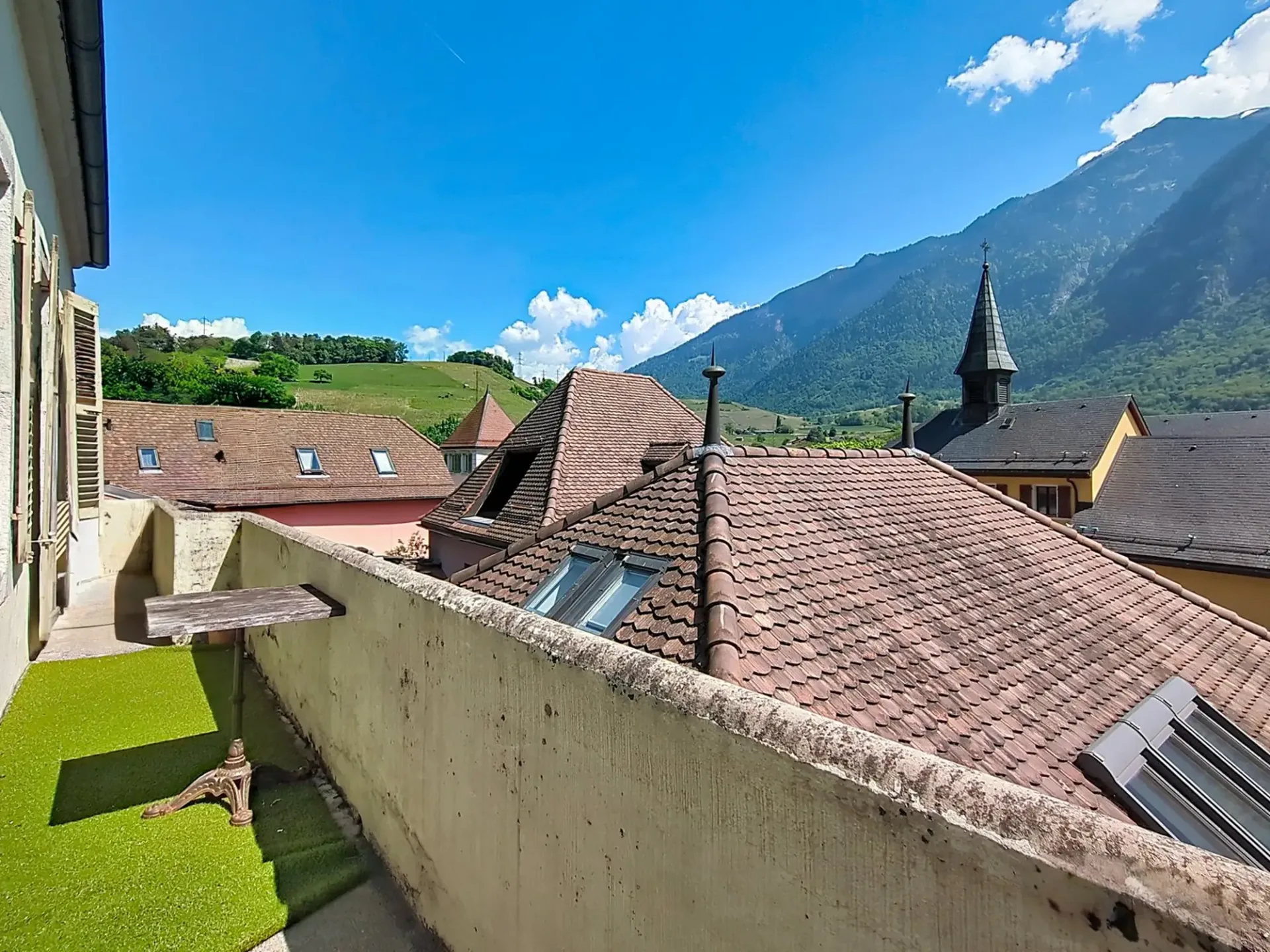 Charmantes 4.5-Zimmer-Wohnung mit Balkon im Herzen von St-Maurice