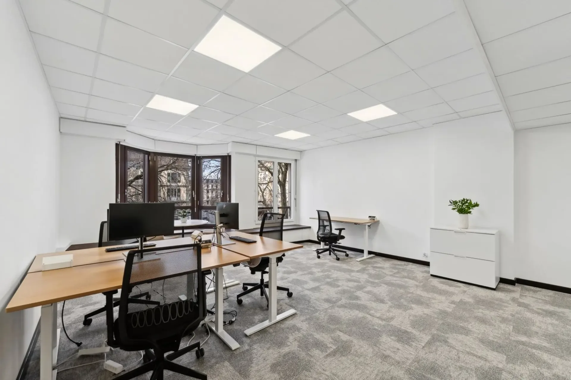 Sehr schönes modernes und ausgestattetes Büro in Florissant