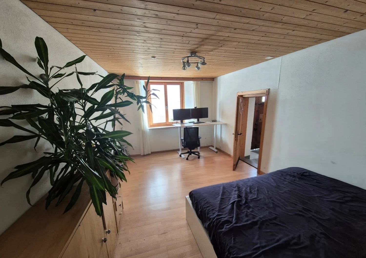 1½ ZI-WOHNUNG IN TAMINS (GR), MÖBLIERT, TEMPORÄR