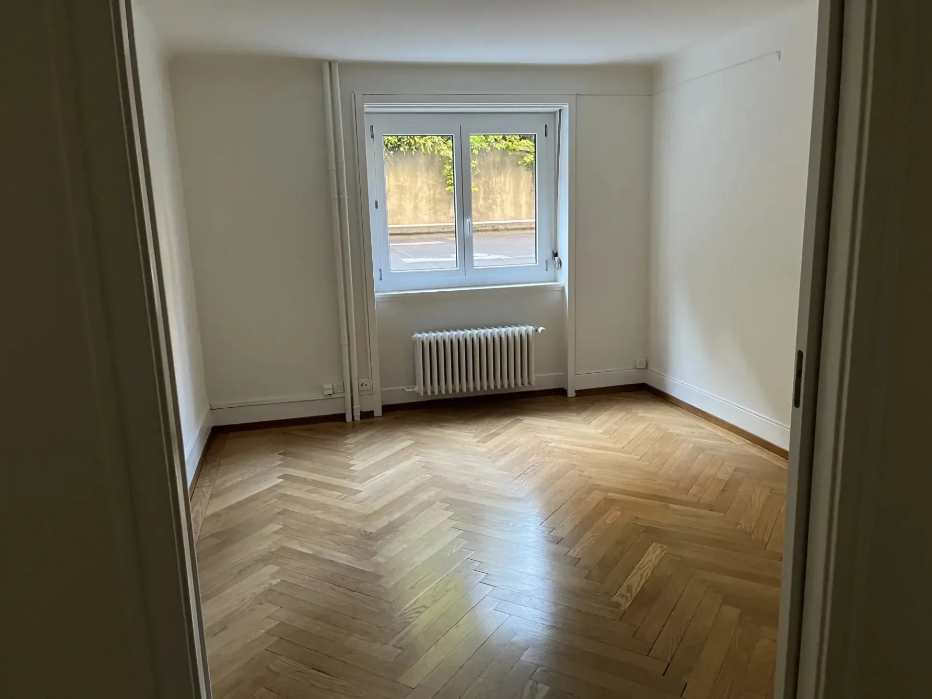 Appartement 4 pièces avec poste de concierge
