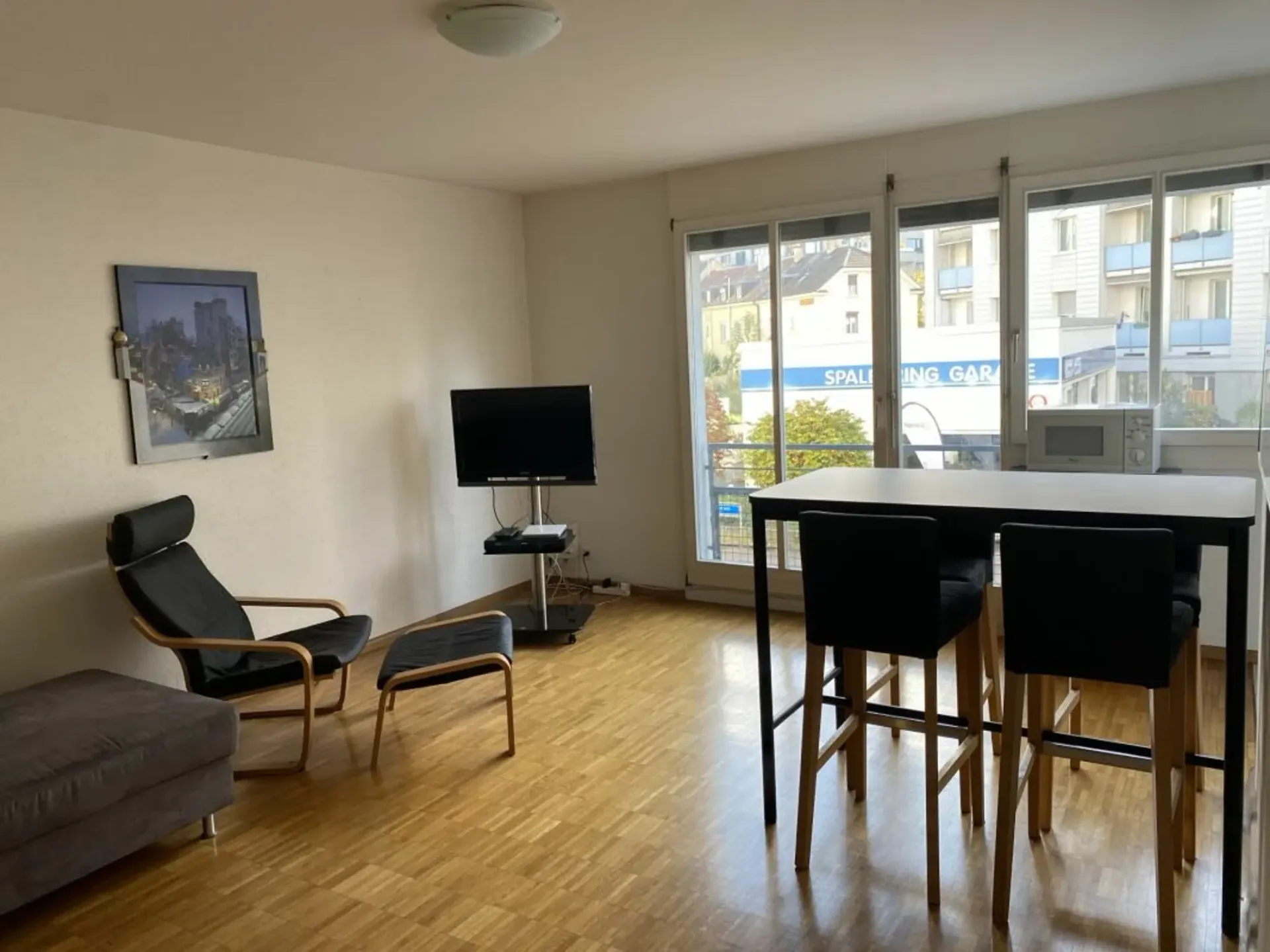 Furnished 2.5-room apartment